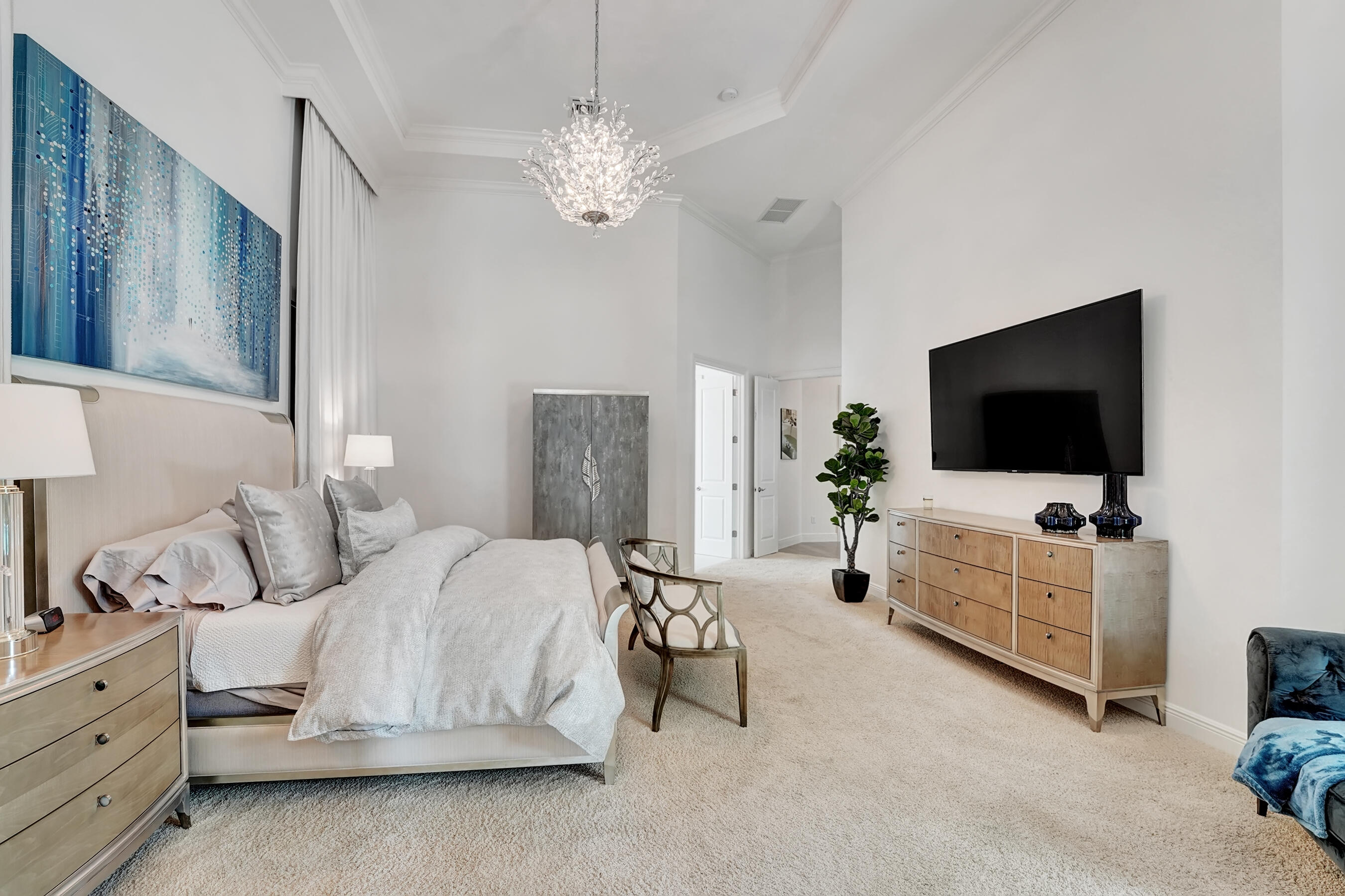 ROYAL PALM POLO - Residential