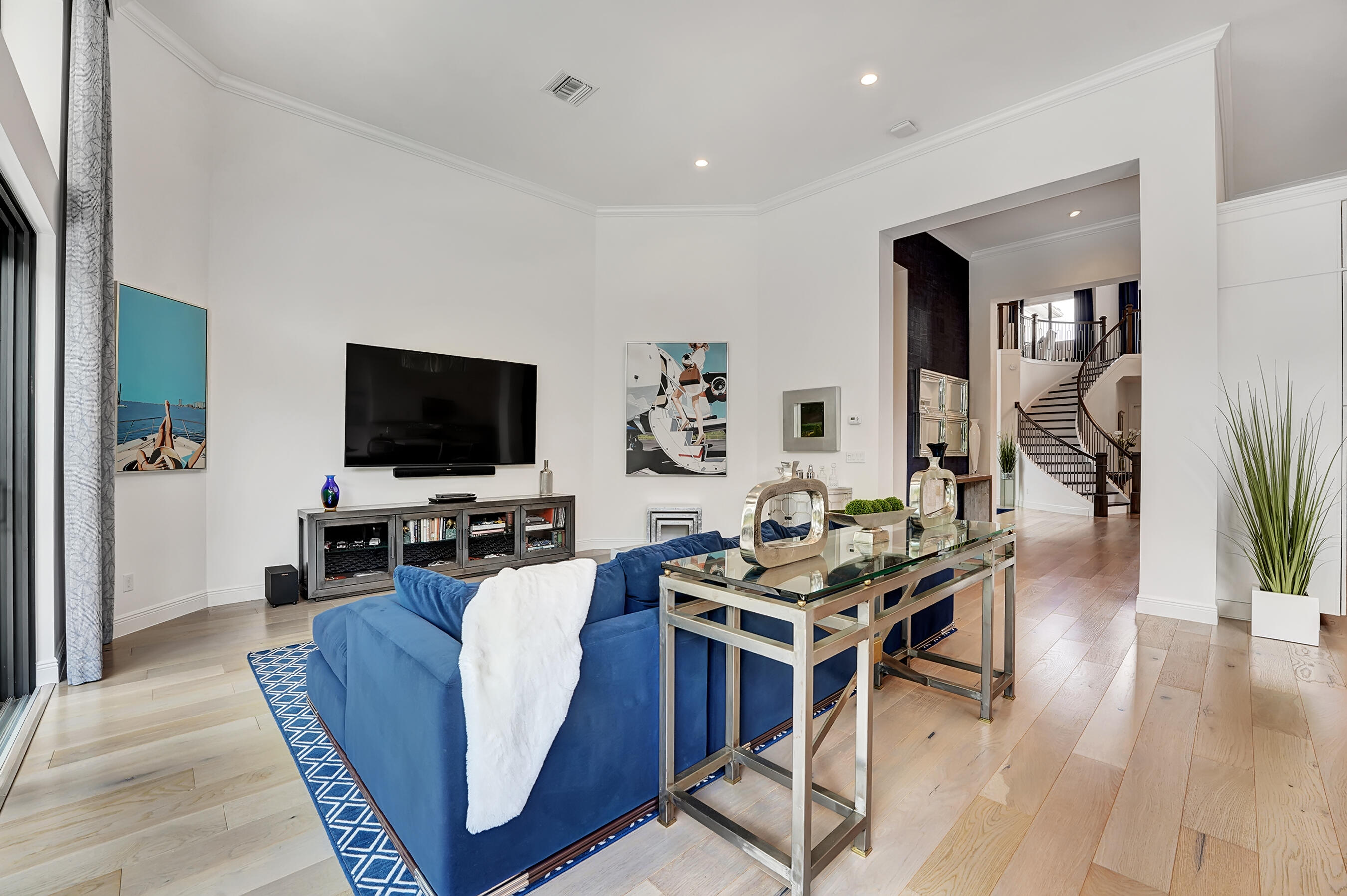 ROYAL PALM POLO - Residential