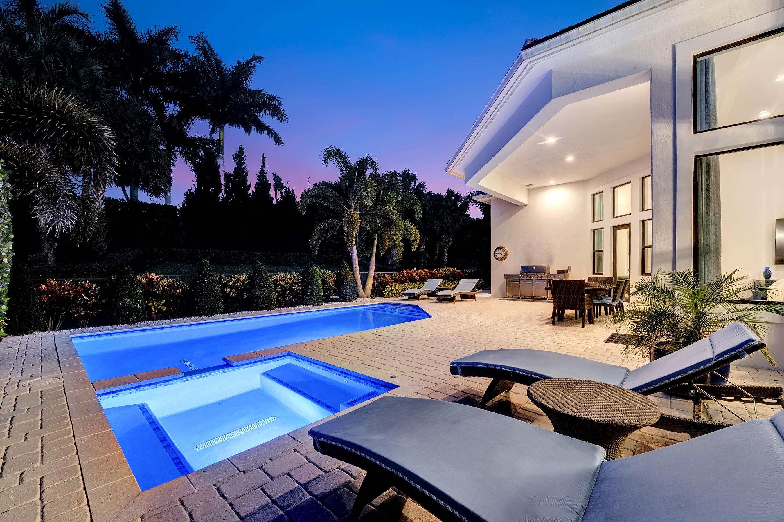 ROYAL PALM POLO - Residential