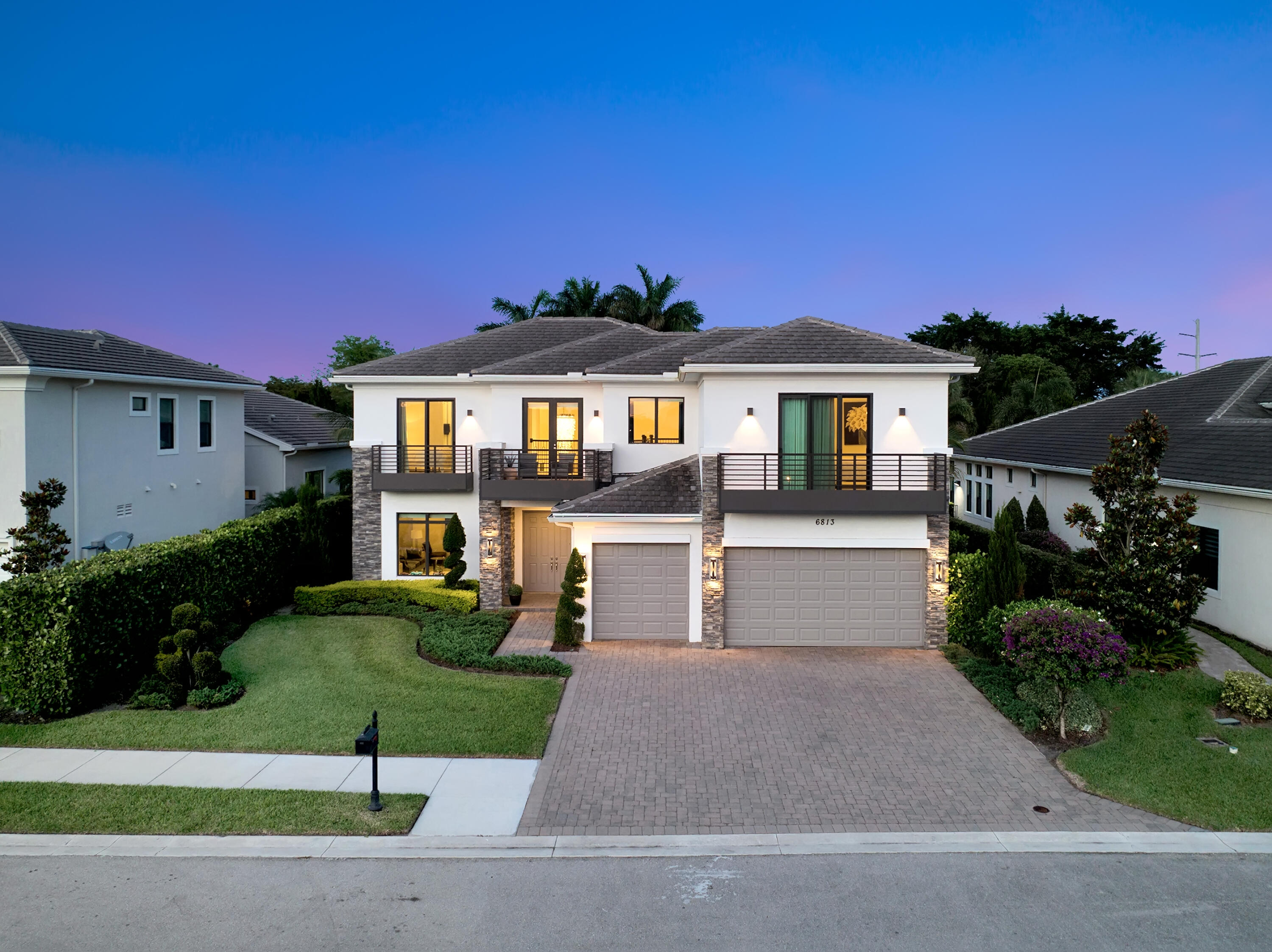 ROYAL PALM POLO - Residential