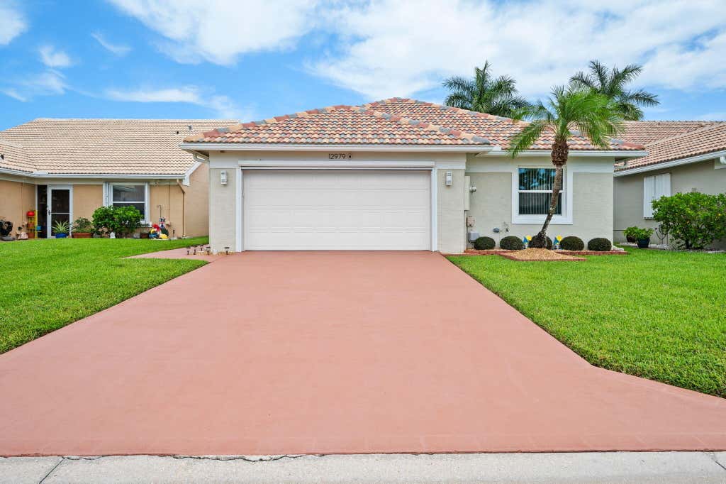 Photo of 12979 Hampton Lakes Circle, Boynton Beach, FL 33436 (MLS # B26068117)