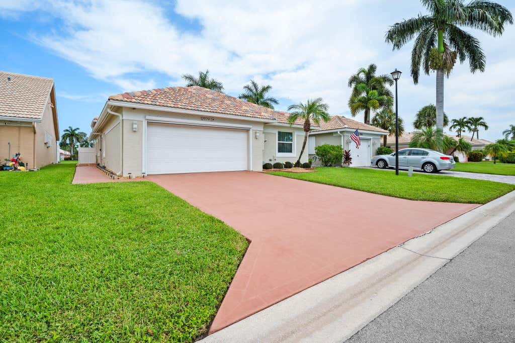 Photo of 12979 Hampton Lakes Circle, Boynton Beach, FL 33436 (MLS # B26068117)