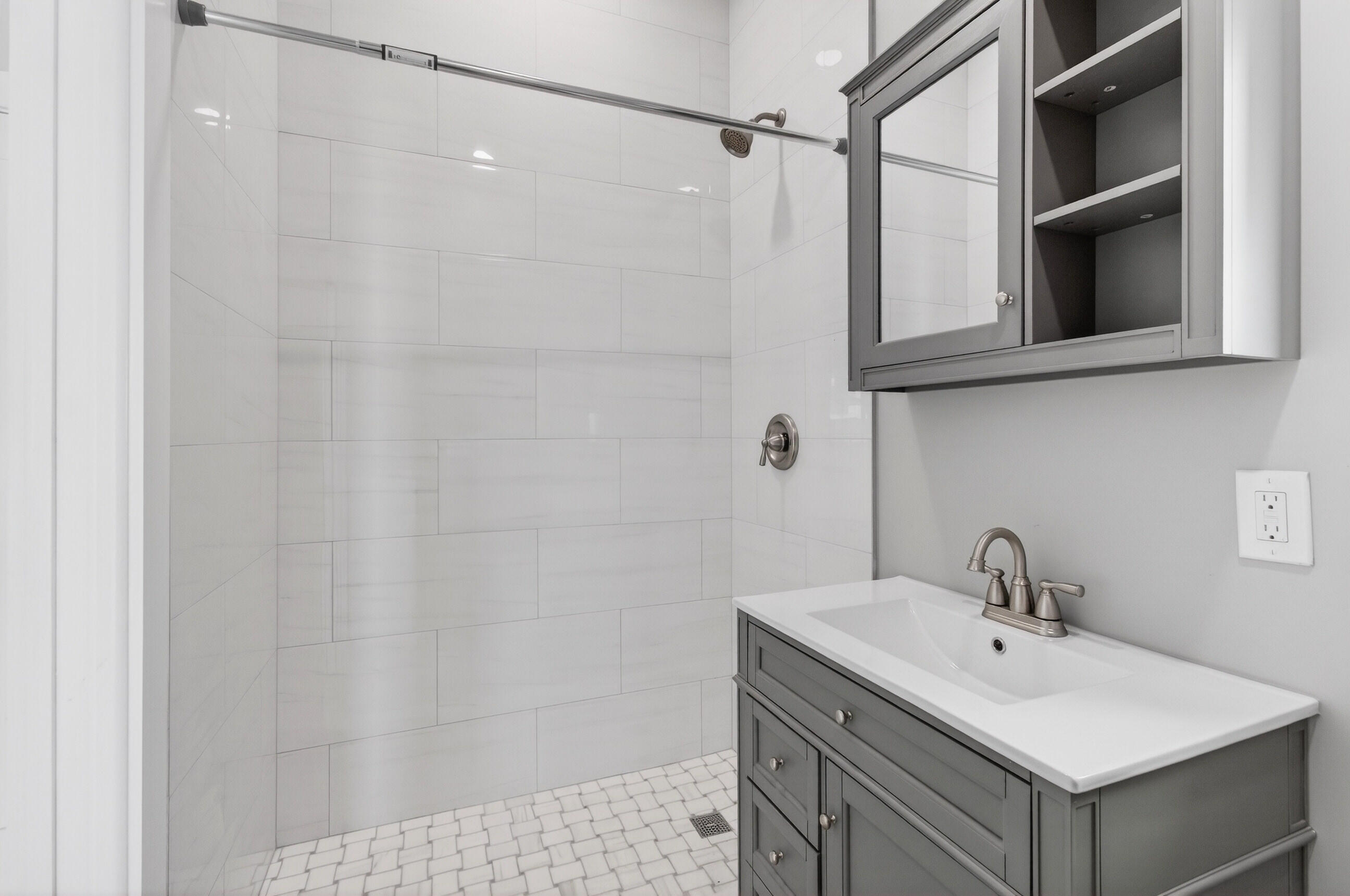 LAKE WORTH TOWN OF - Residential Lease