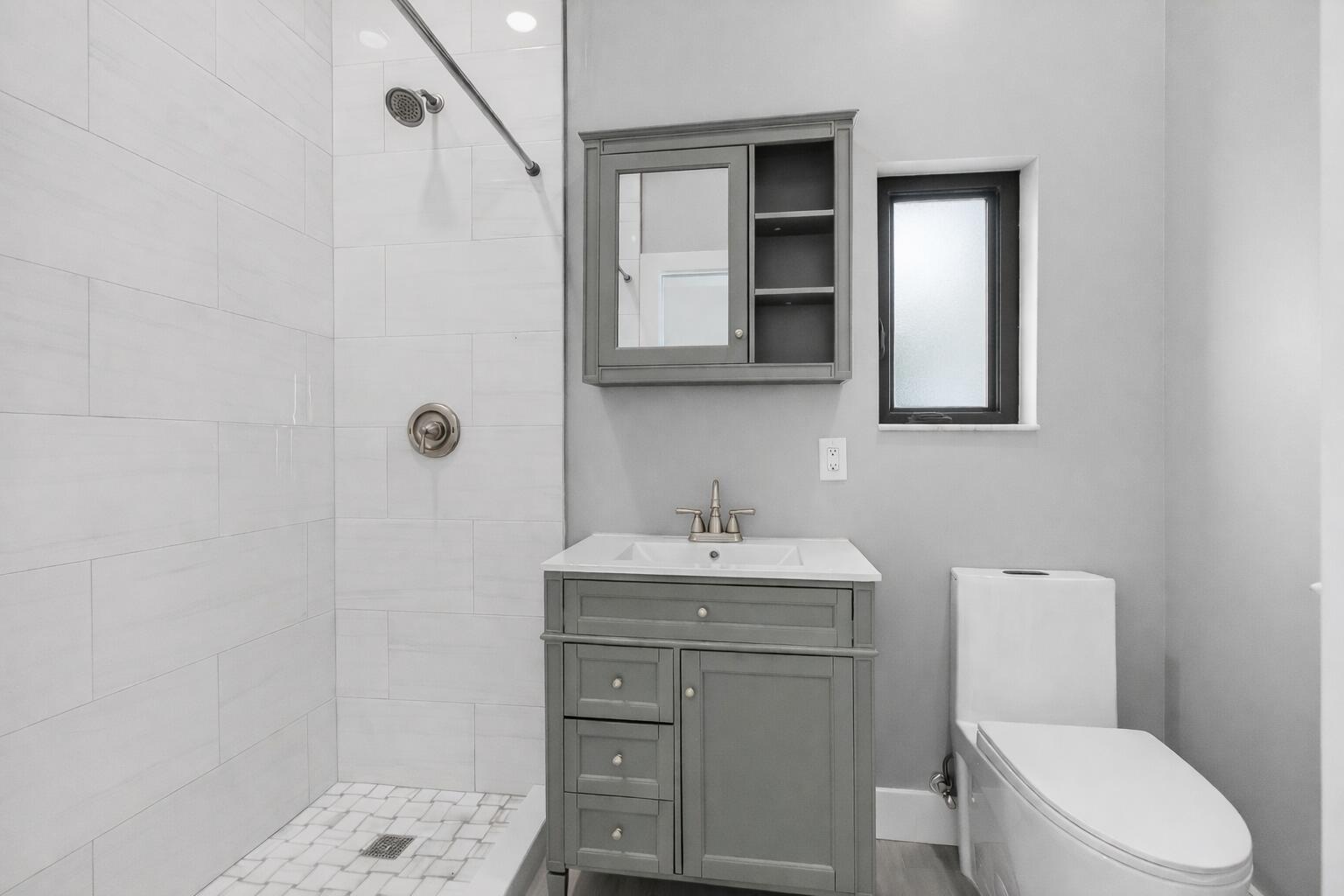 LAKE WORTH TOWN OF - Residential Lease