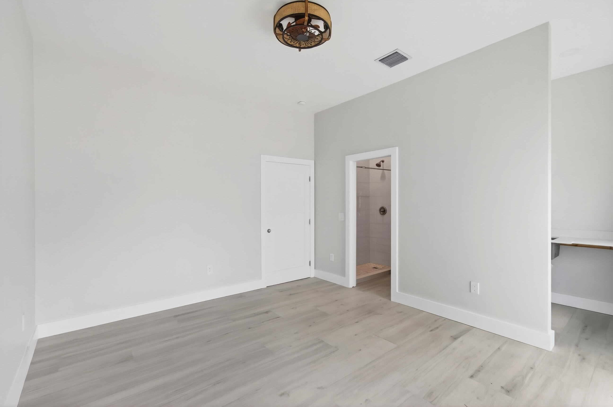 LAKE WORTH TOWN OF - Residential Lease