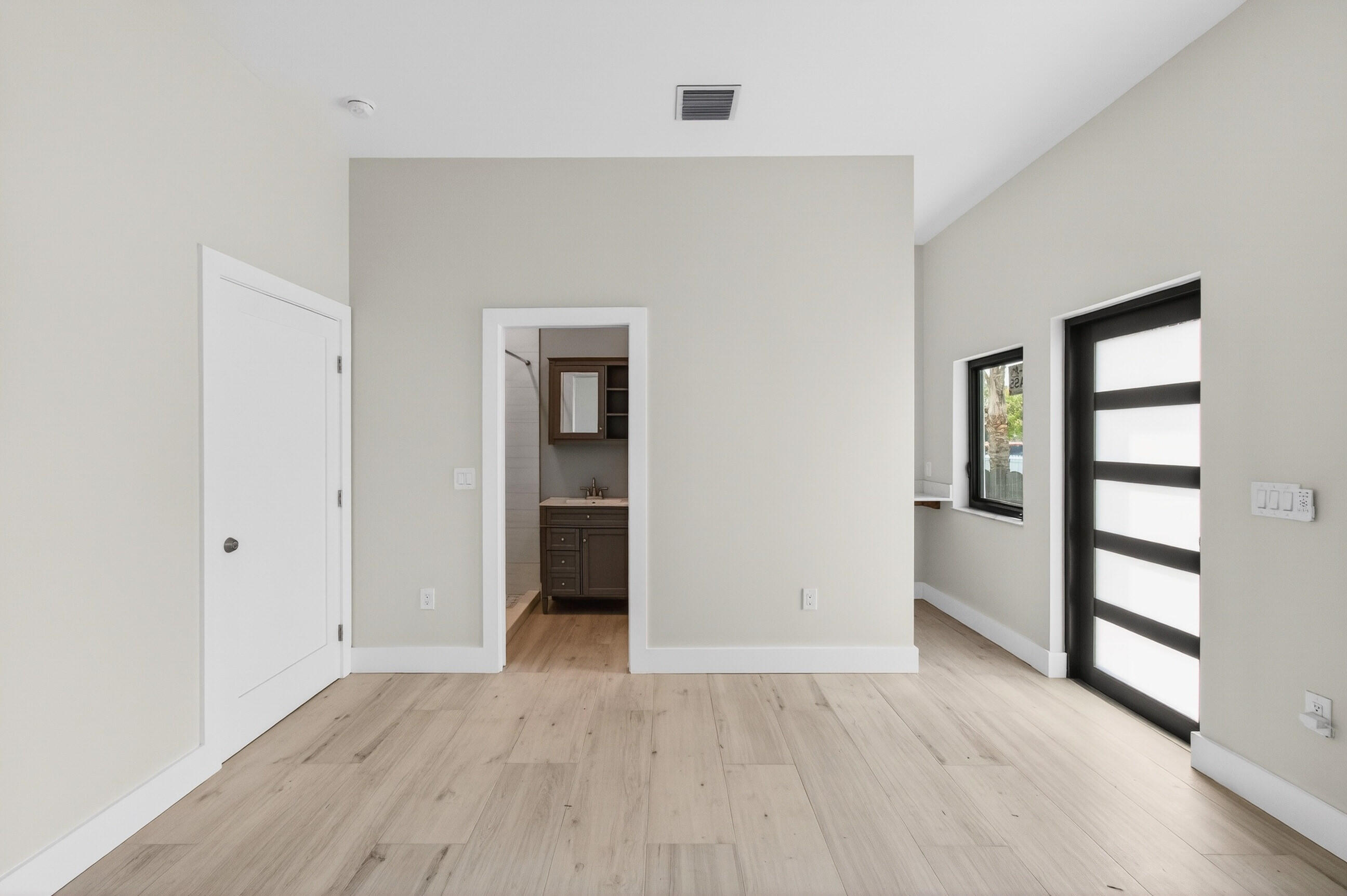 LAKE WORTH TOWN OF - Residential Lease