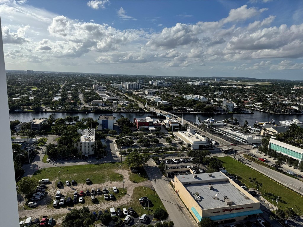 POMPANO BEACH CLUB CONDO - Residential Lease