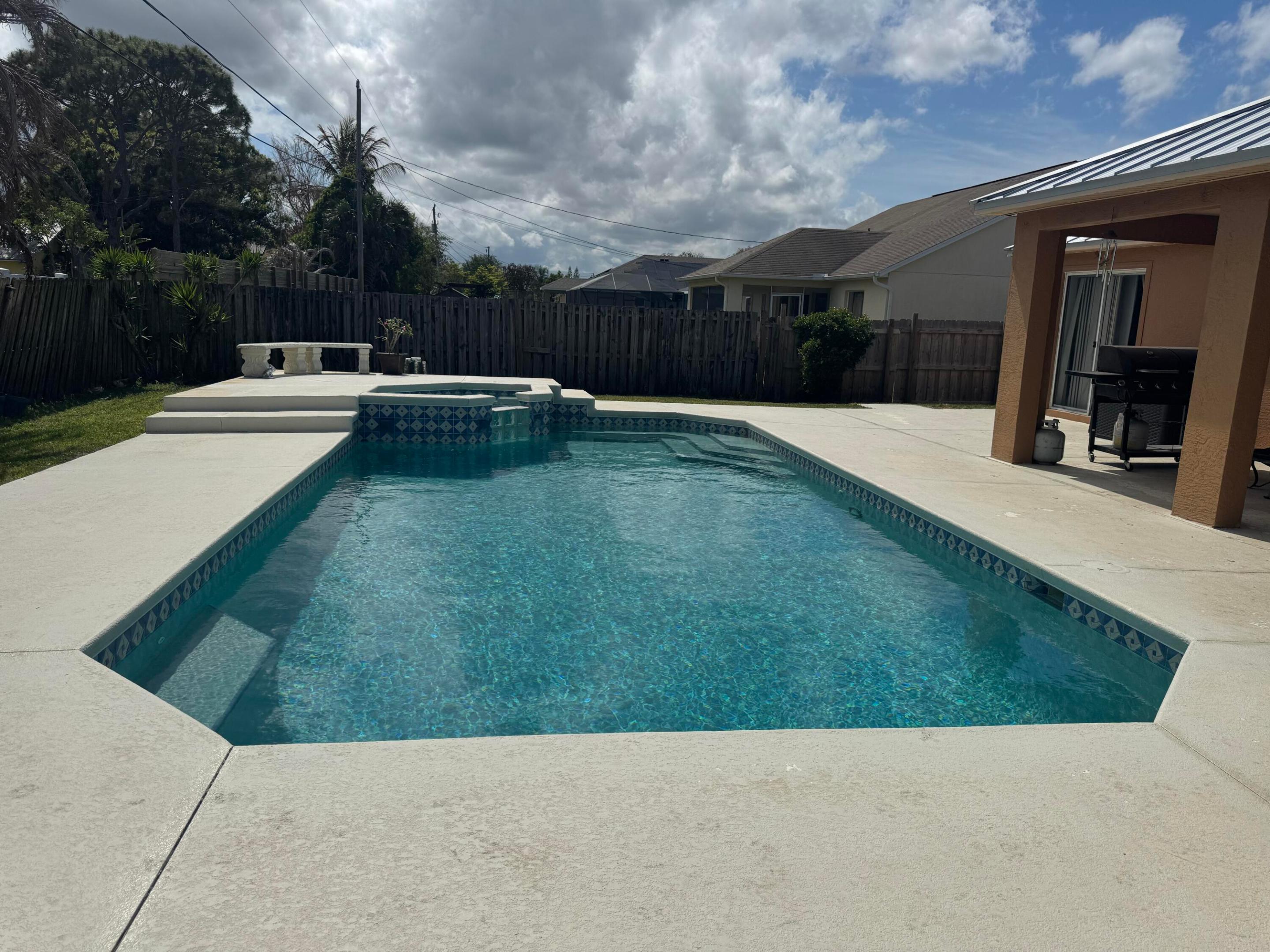 PORT ST LUCIE SECTION 40 - Residential