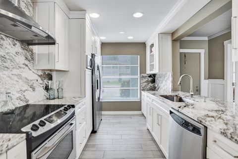 Tiny photo for 2820 SW 13th Street #101, Delray Beach, FL 33445 (MLS # B26025768)