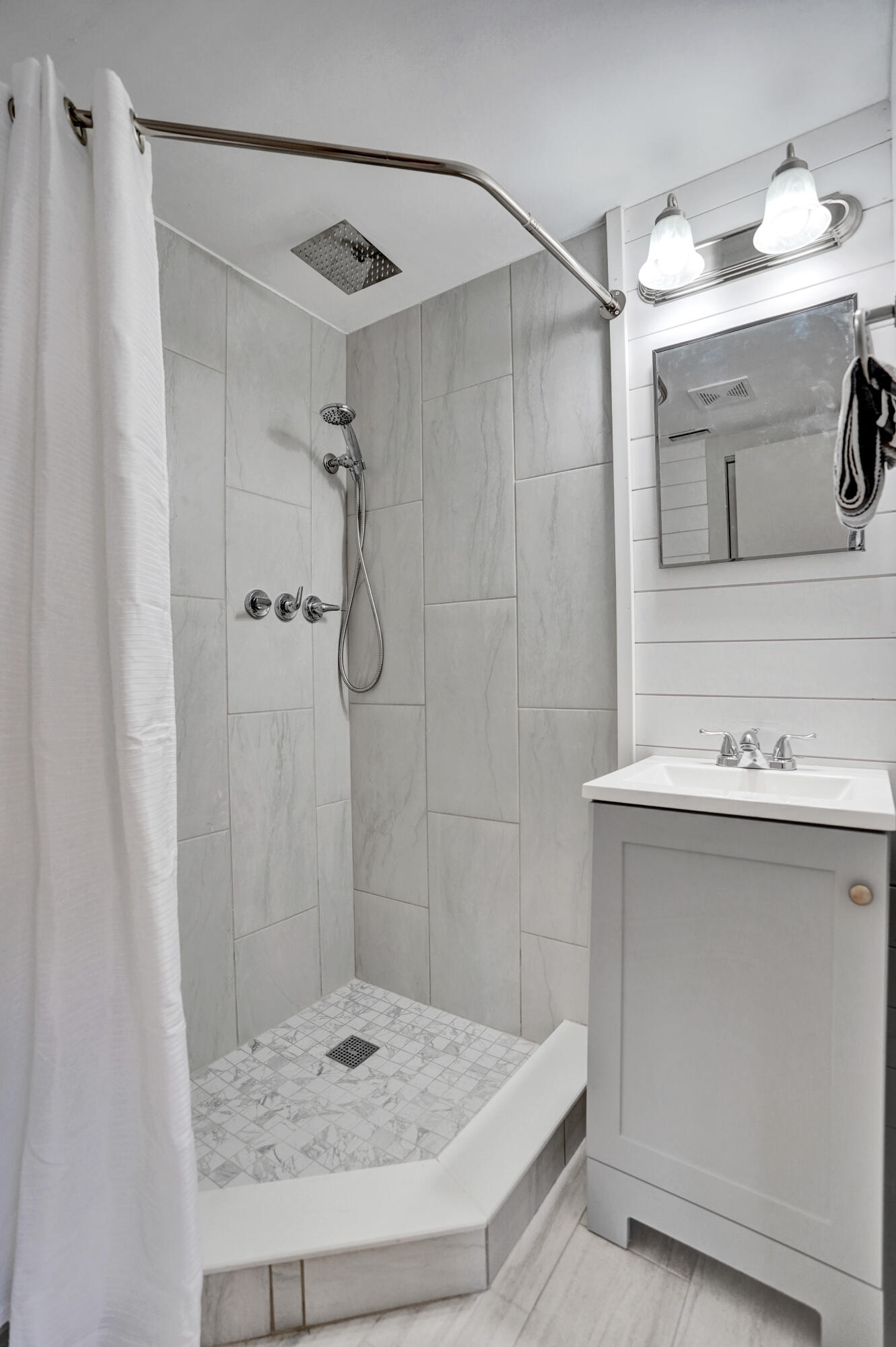 PINES OF DELRAY WEST - Residential