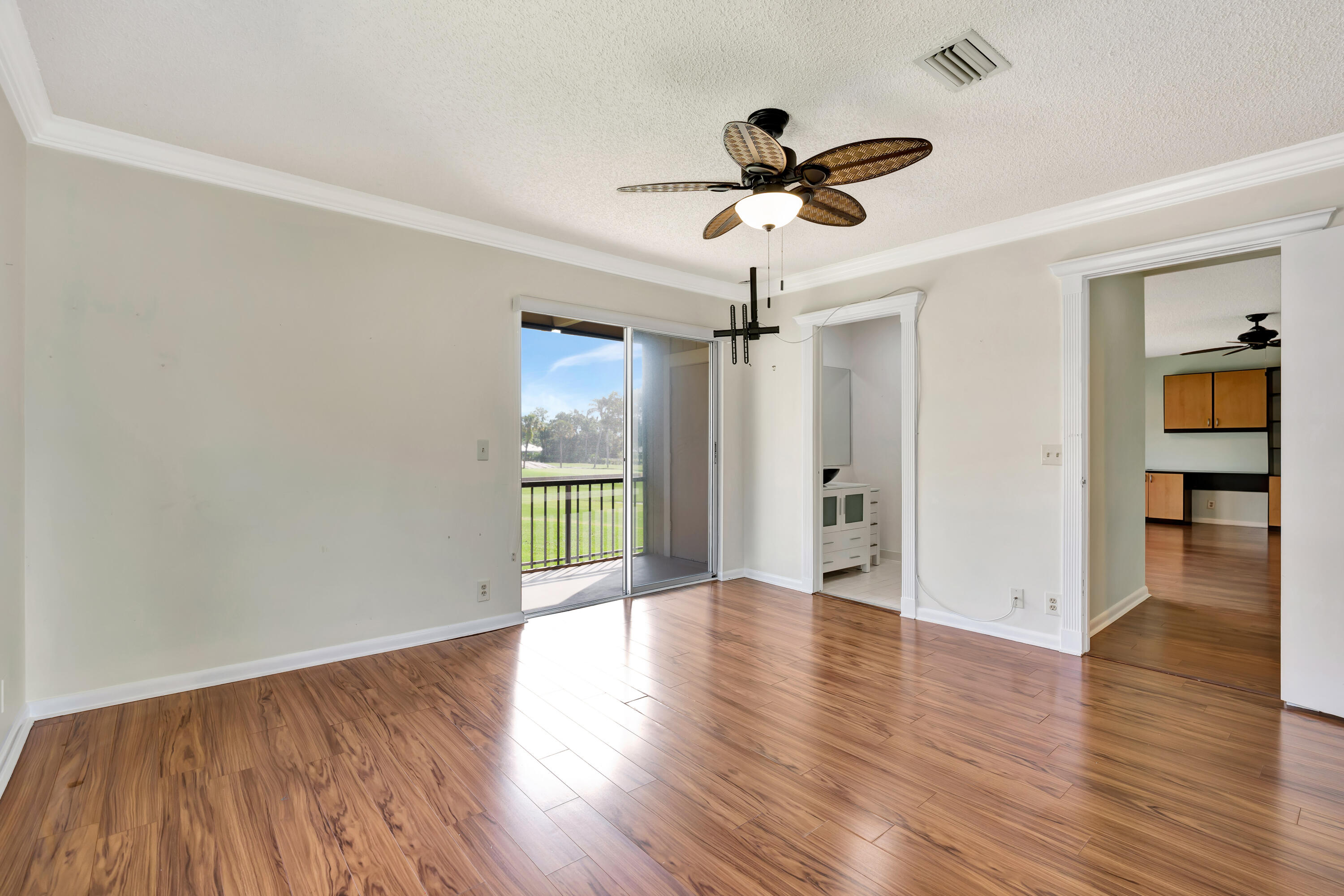 RIVERBEND CONDO - Residential