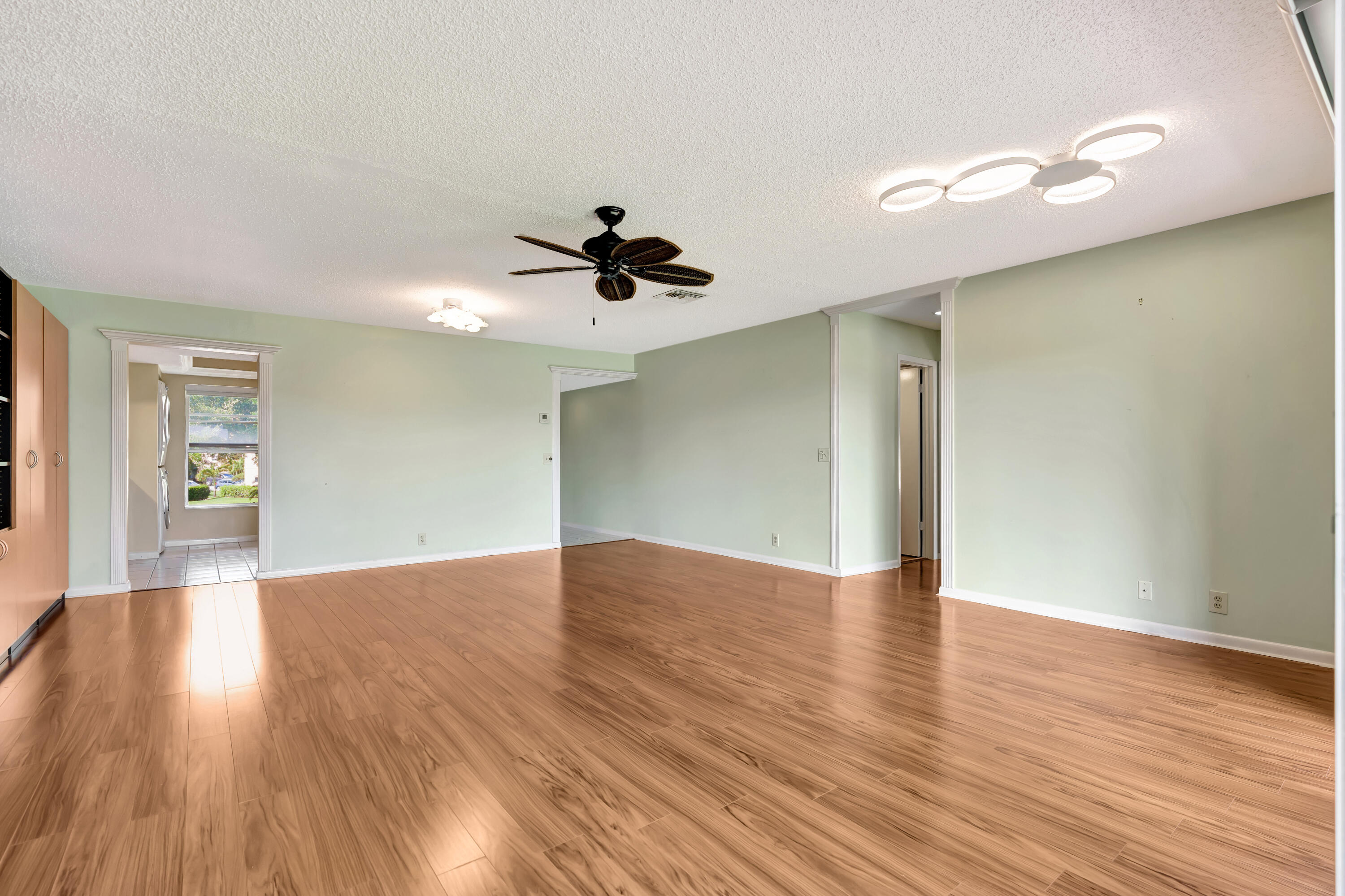 RIVERBEND CONDO - Residential