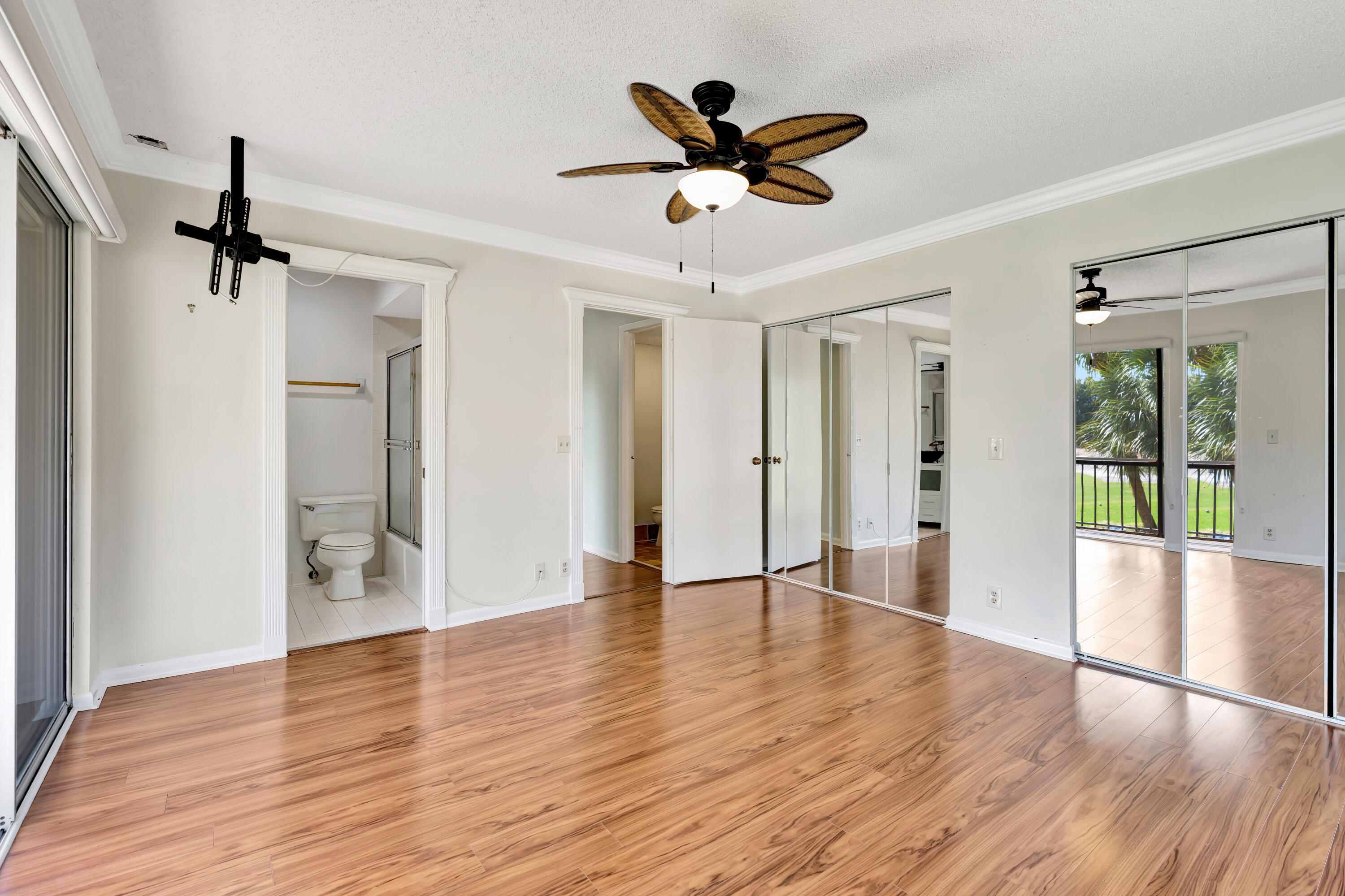 RIVERBEND CONDO - Residential