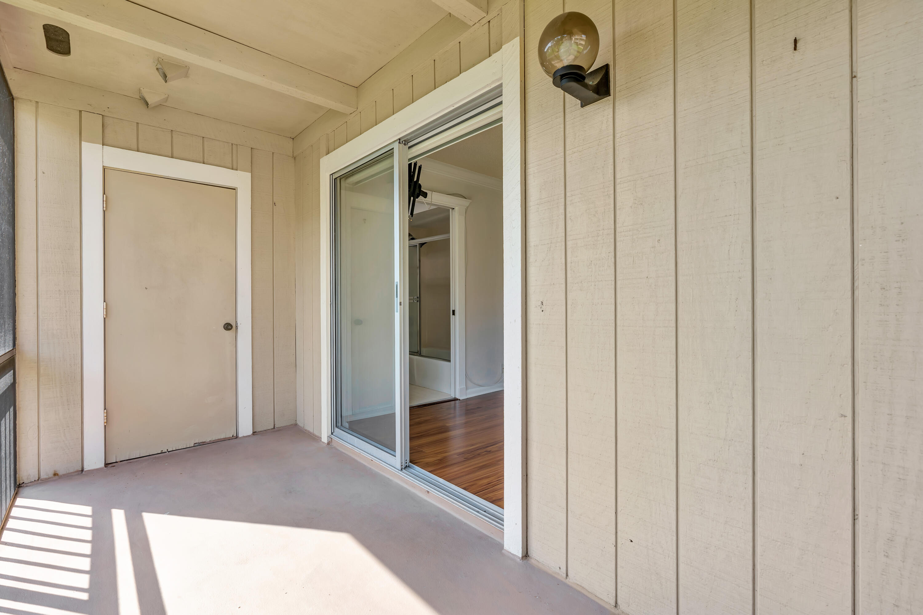 RIVERBEND CONDO - Residential