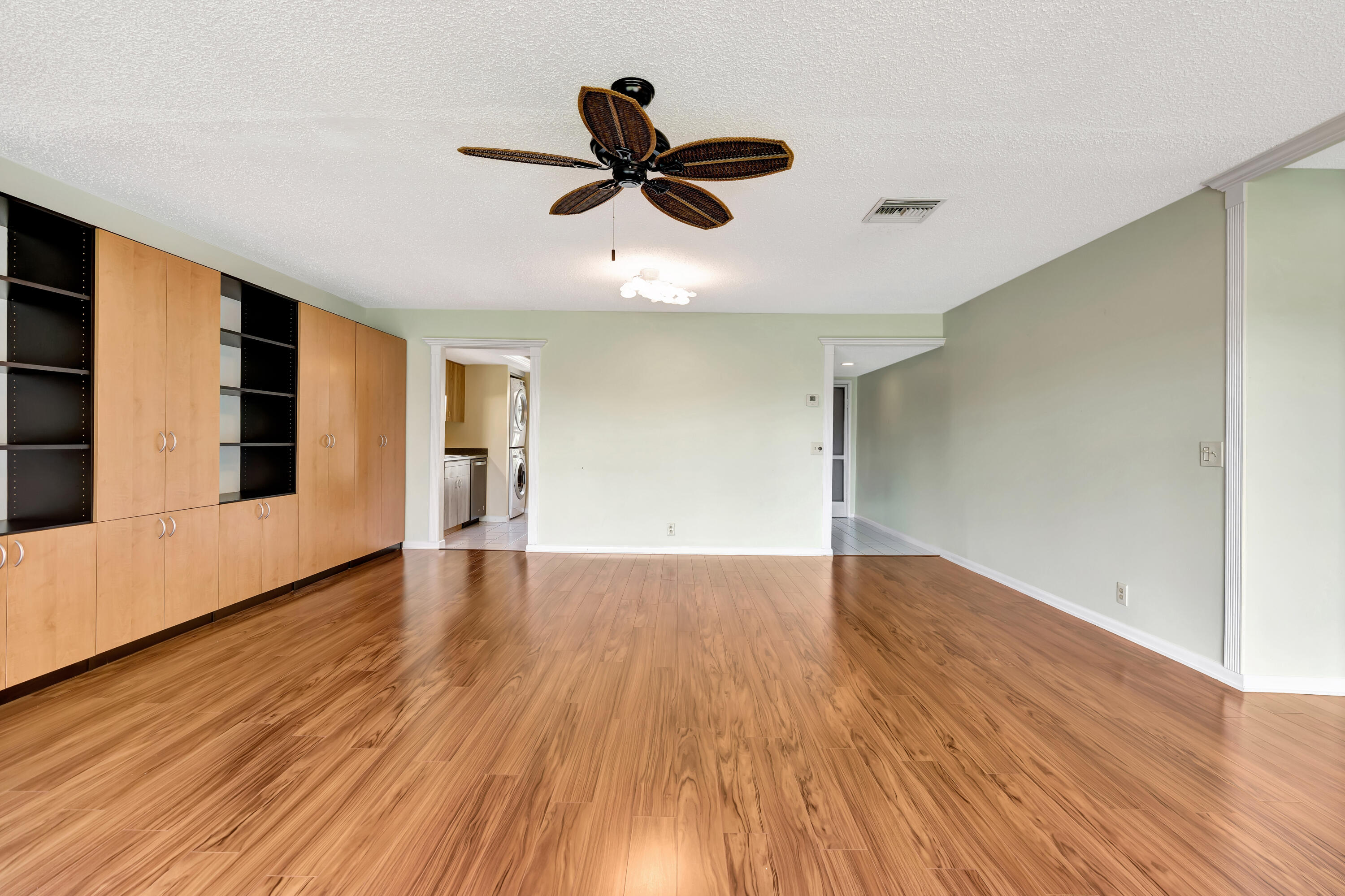 RIVERBEND CONDO - Residential