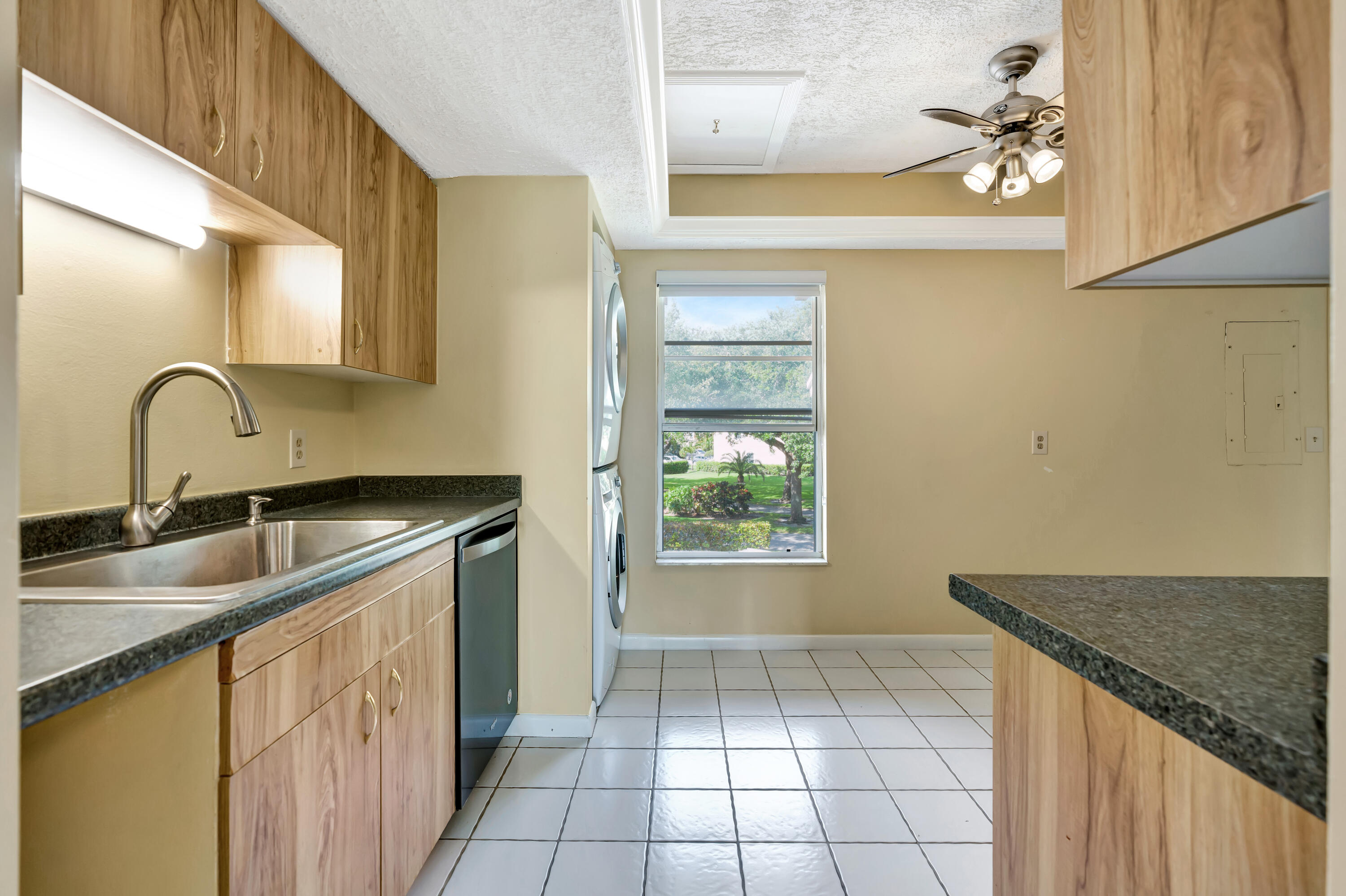 RIVERBEND CONDO - Residential