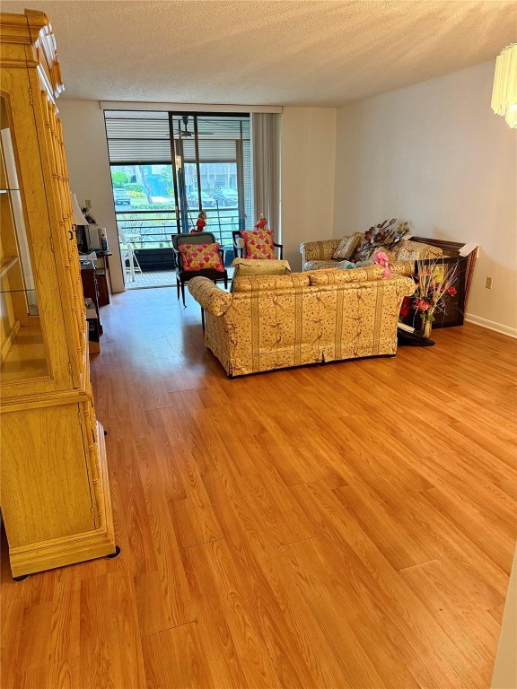 Colony Point Circle - Residential