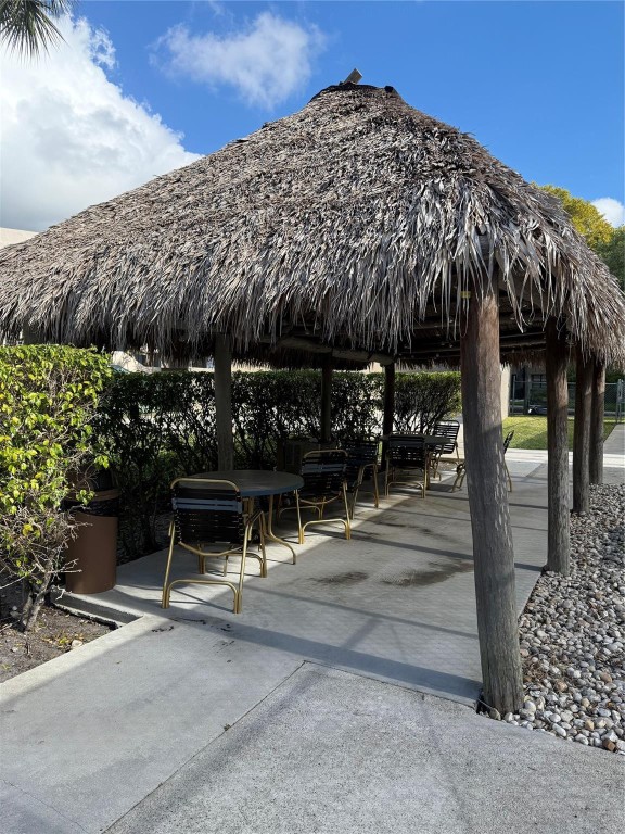 Colony Point Circle - Residential