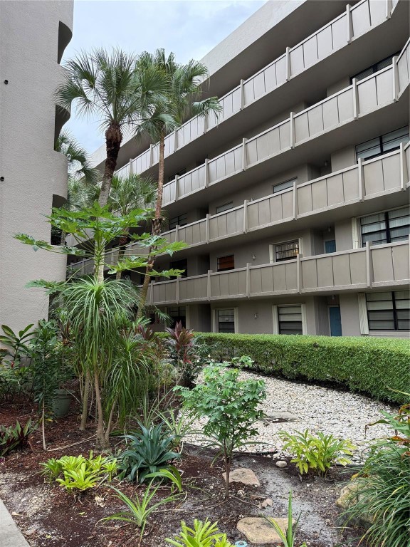 Colony Point Circle - Residential