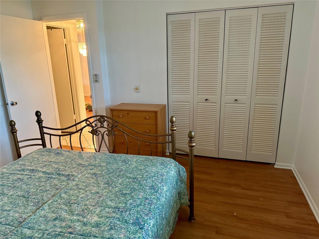 Colony Point Circle - Residential