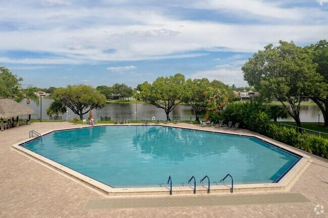 Colony Point Circle - Residential