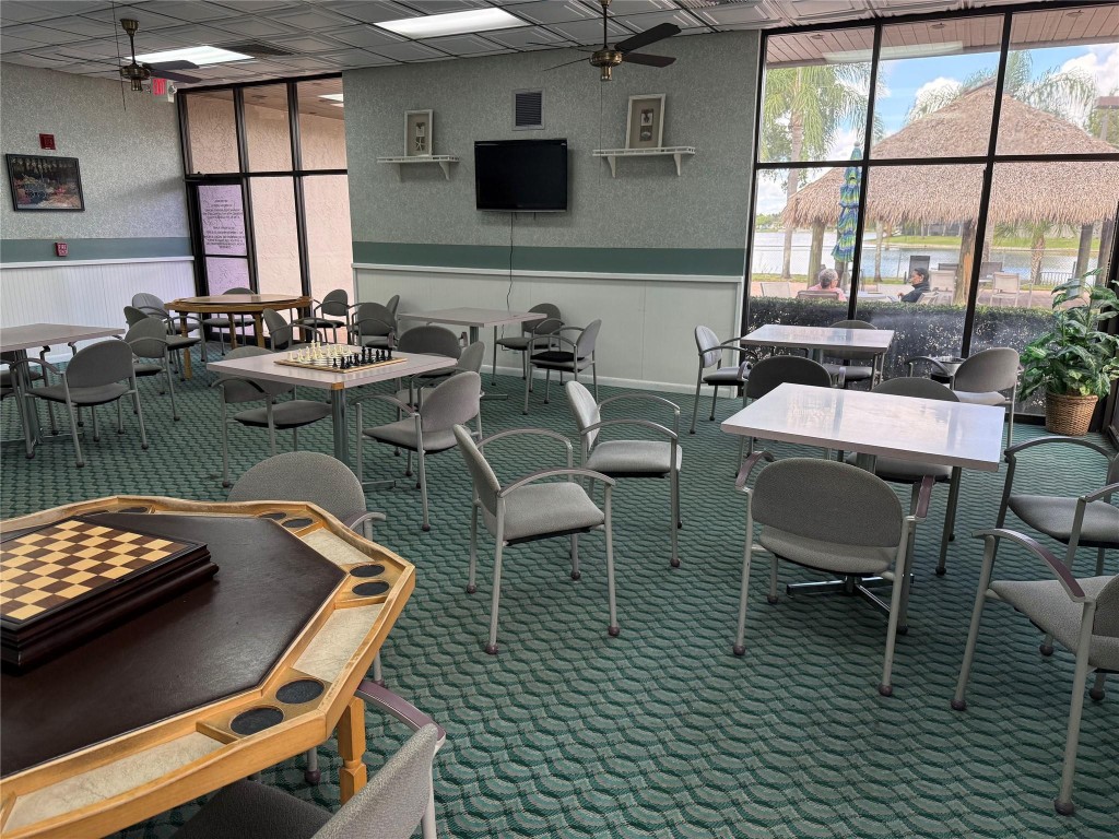 Colony Point Circle - Residential