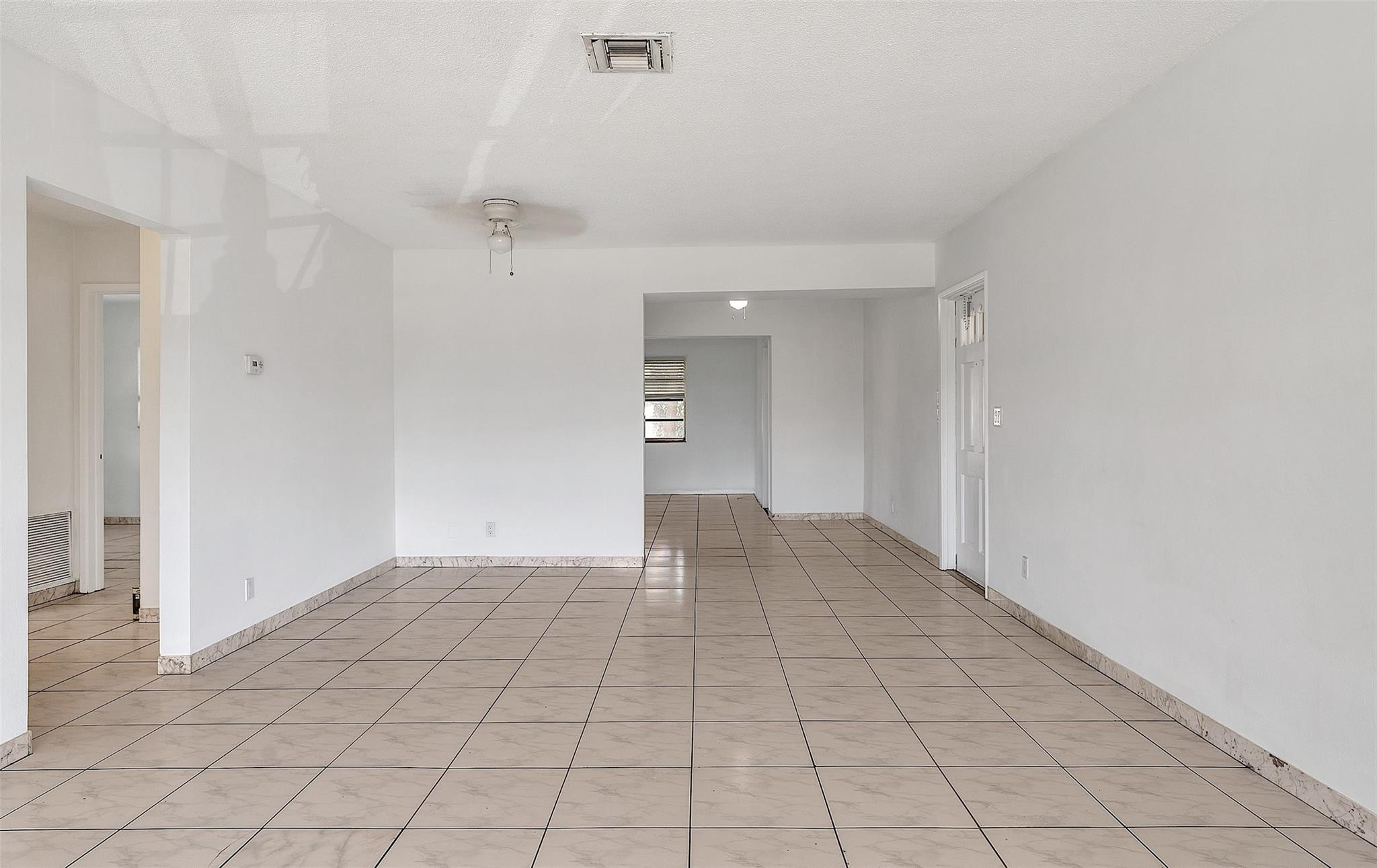 The Colonial Condo - Residential Lease