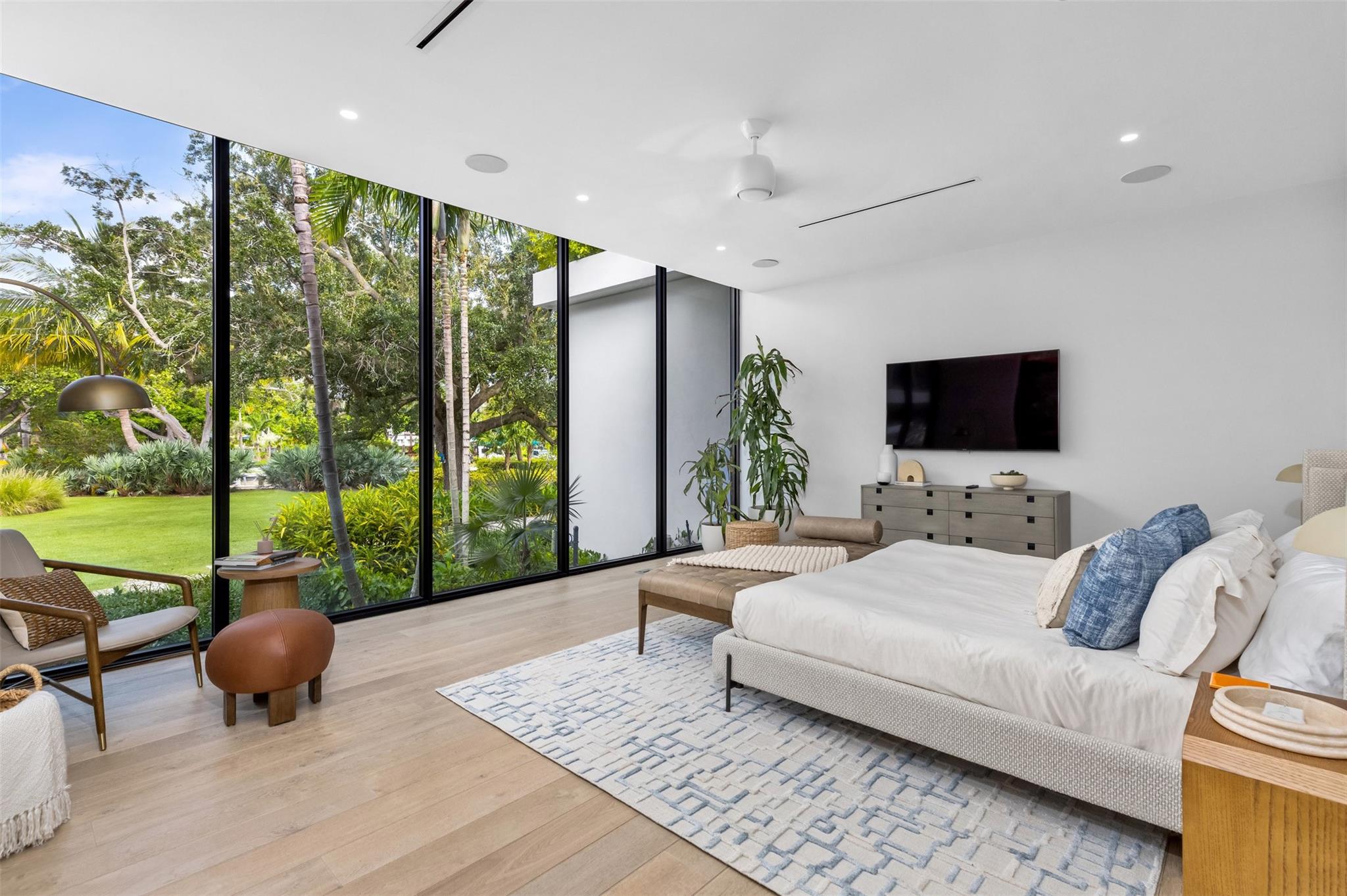 Venice 6-4 B - Residential