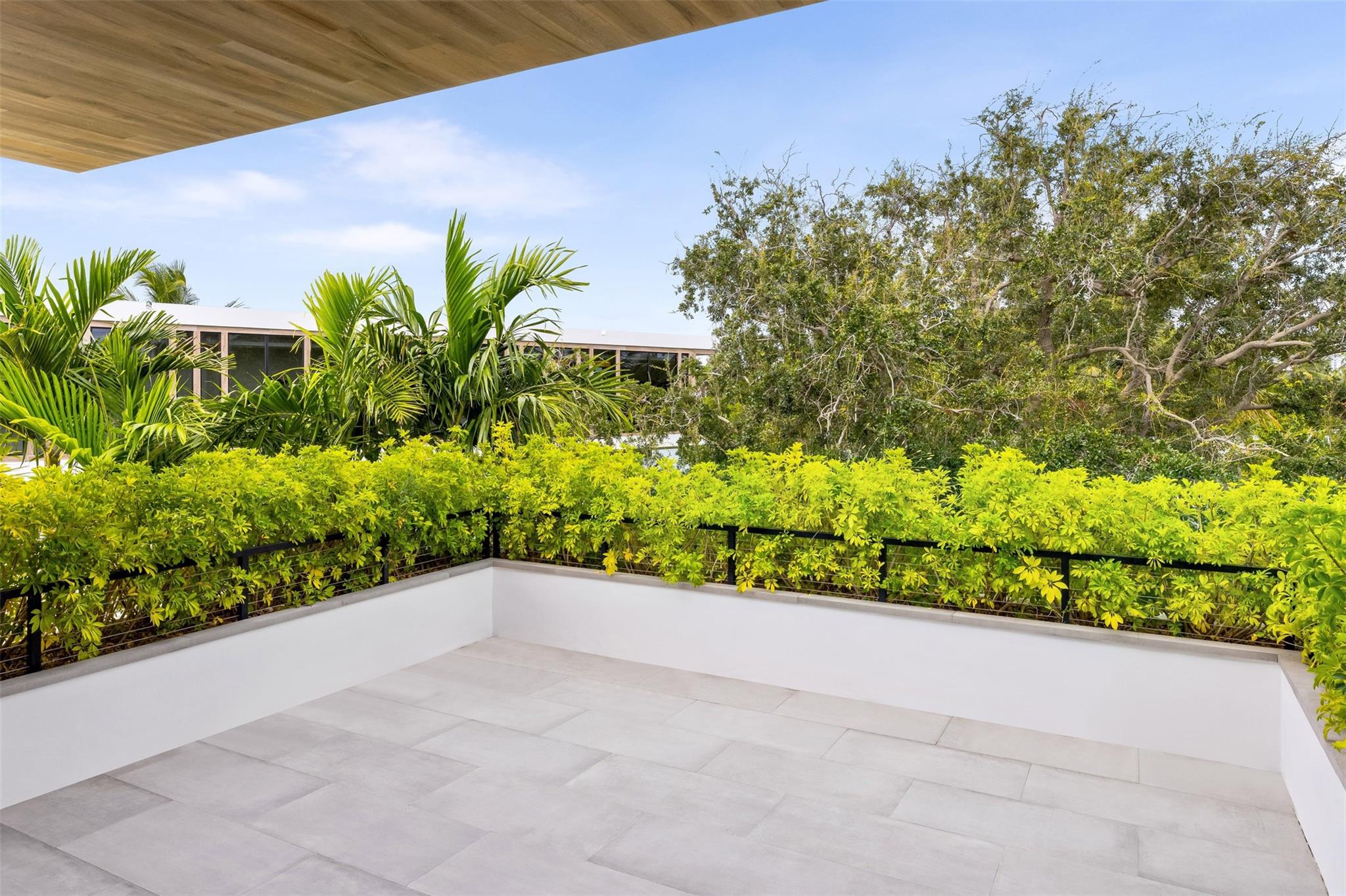 Venice 6-4 B - Residential