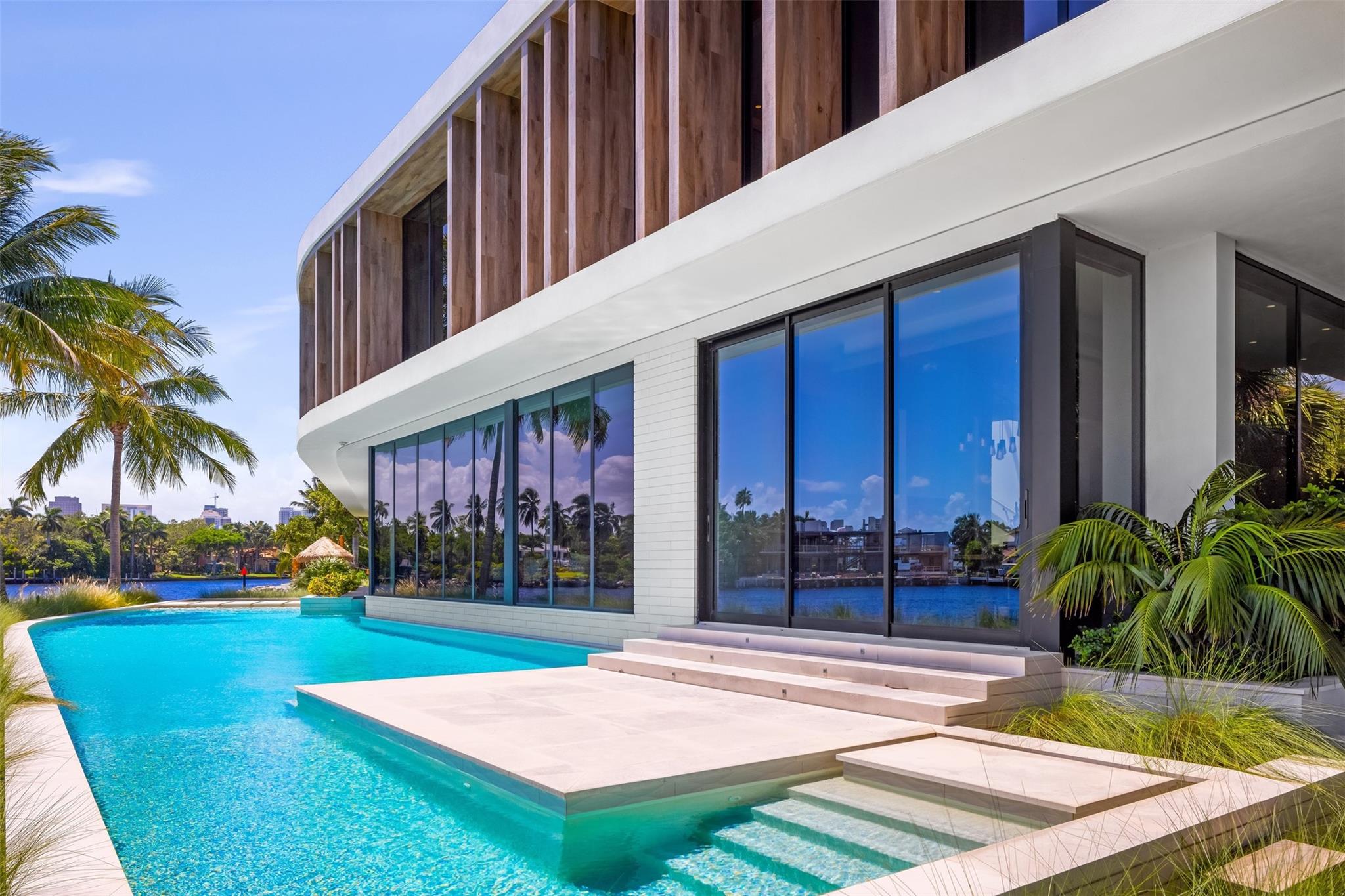 Venice 6-4 B - Residential