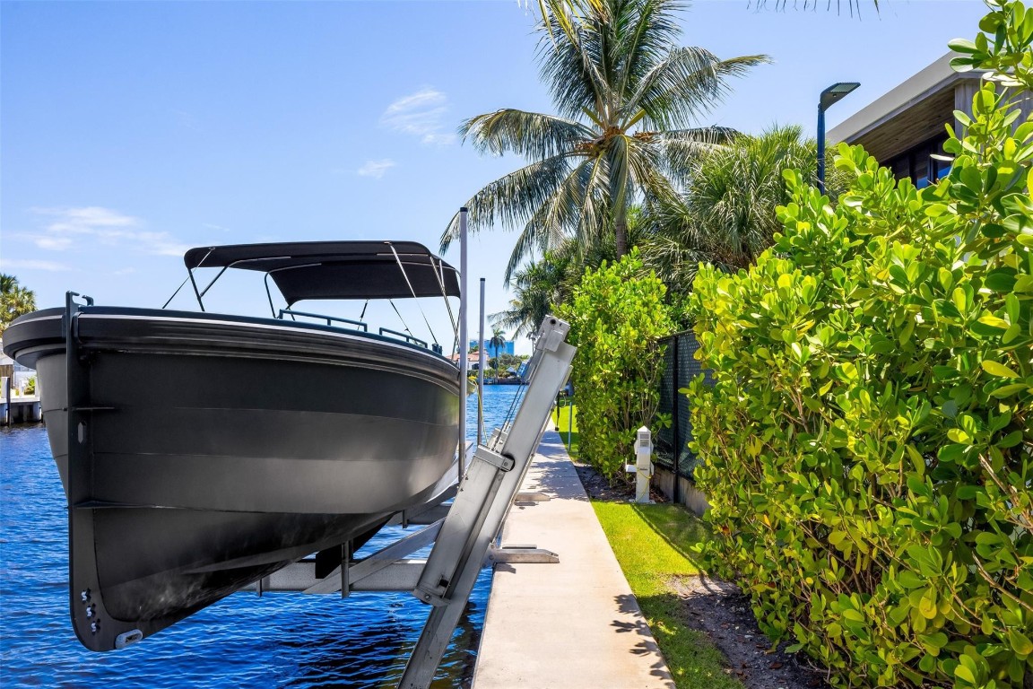 Venice 6-4 B - Residential