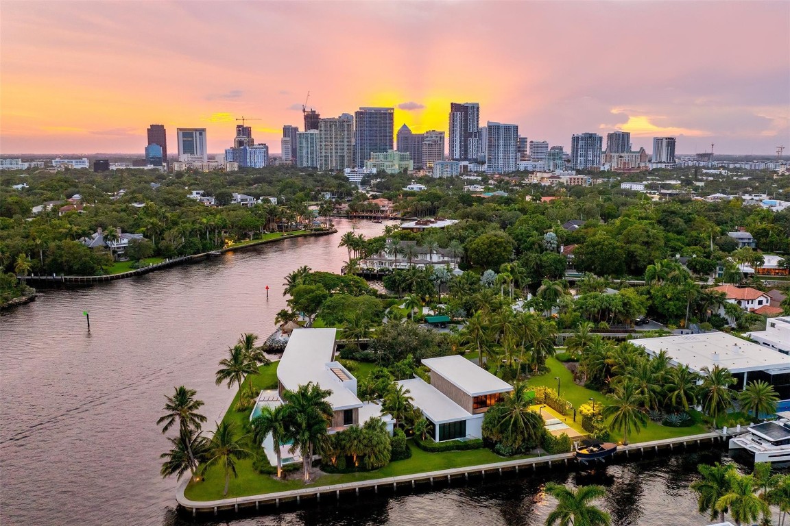 Venice 6-4 B - Residential