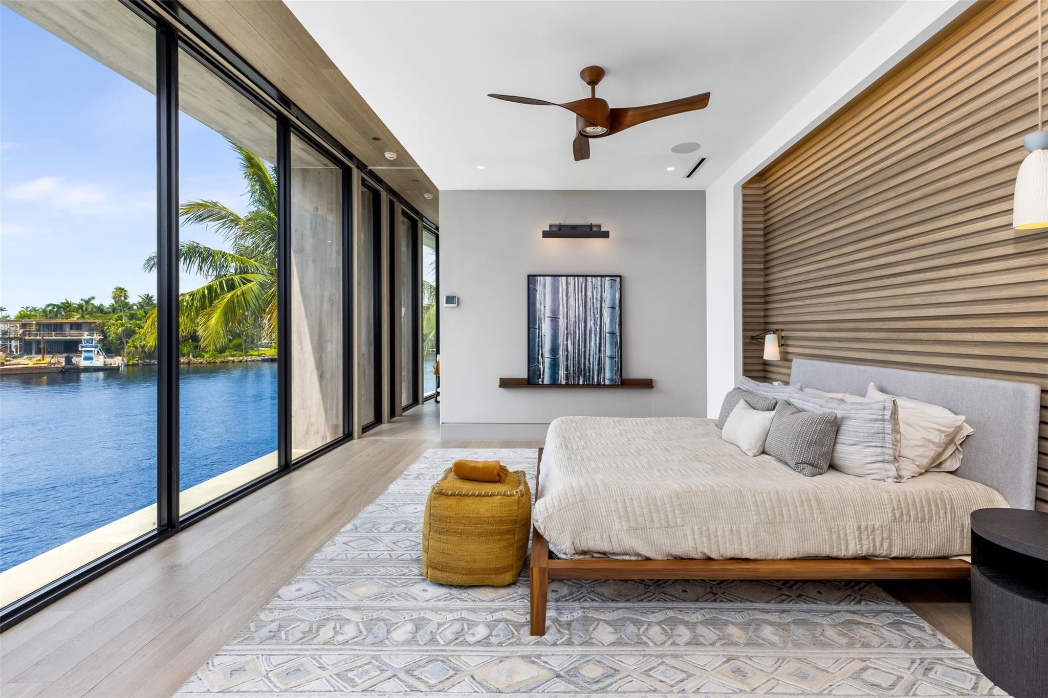 Venice 6-4 B - Residential