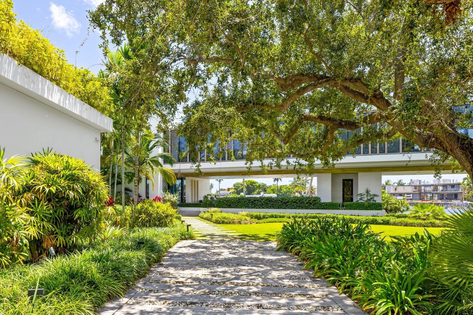 Venice 6-4 B - Residential