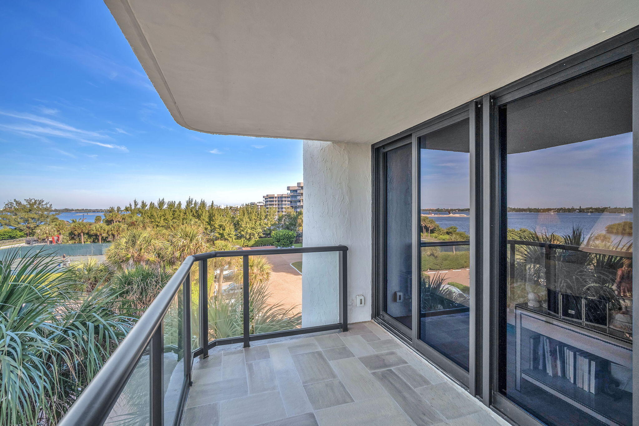 HALCYON OF PALM BEACH - Residential