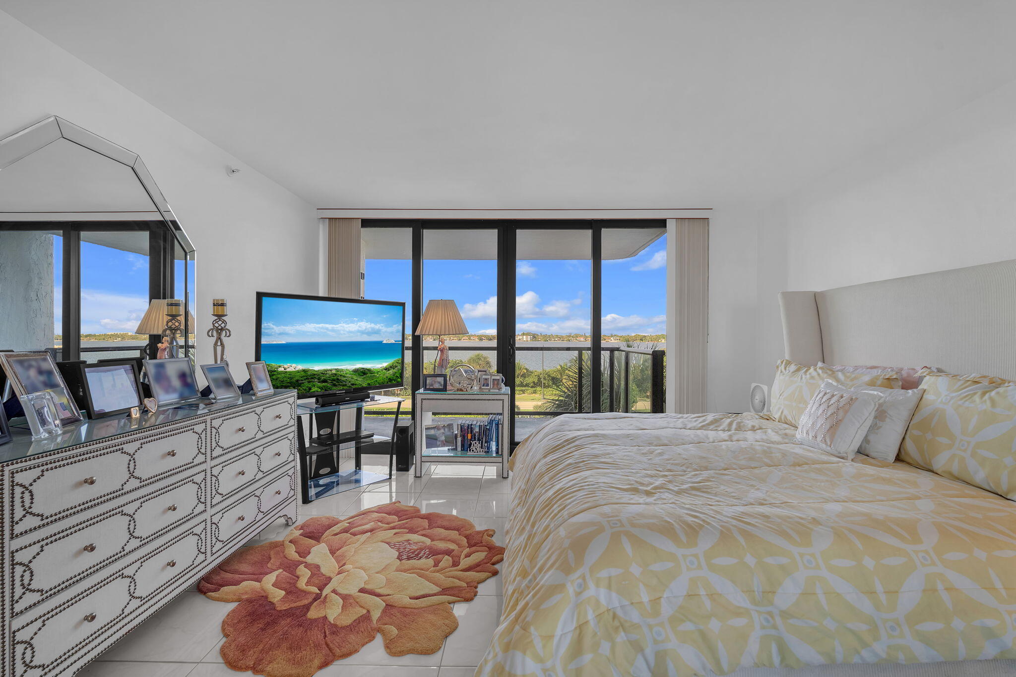 HALCYON OF PALM BEACH - Residential