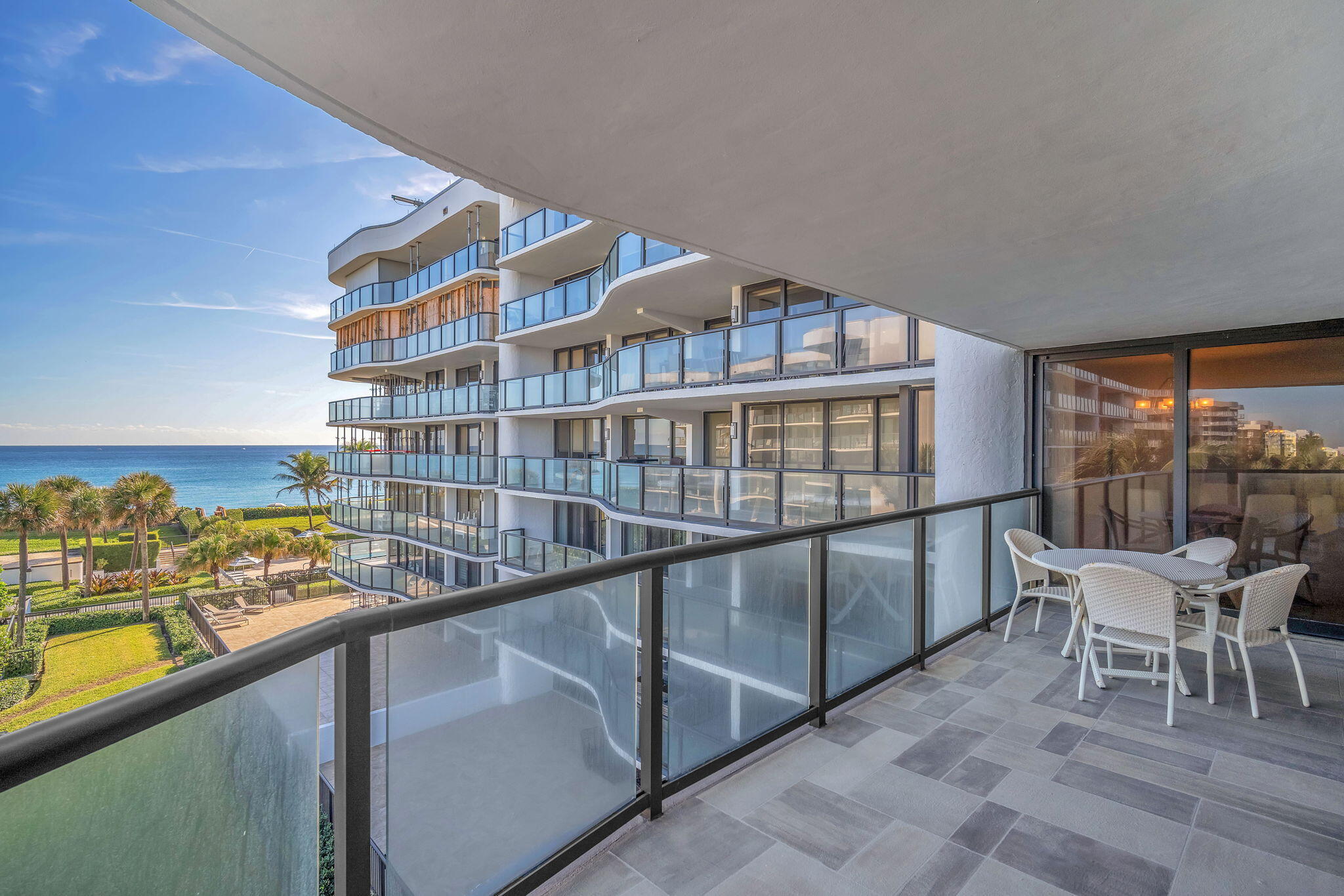 HALCYON OF PALM BEACH - Residential