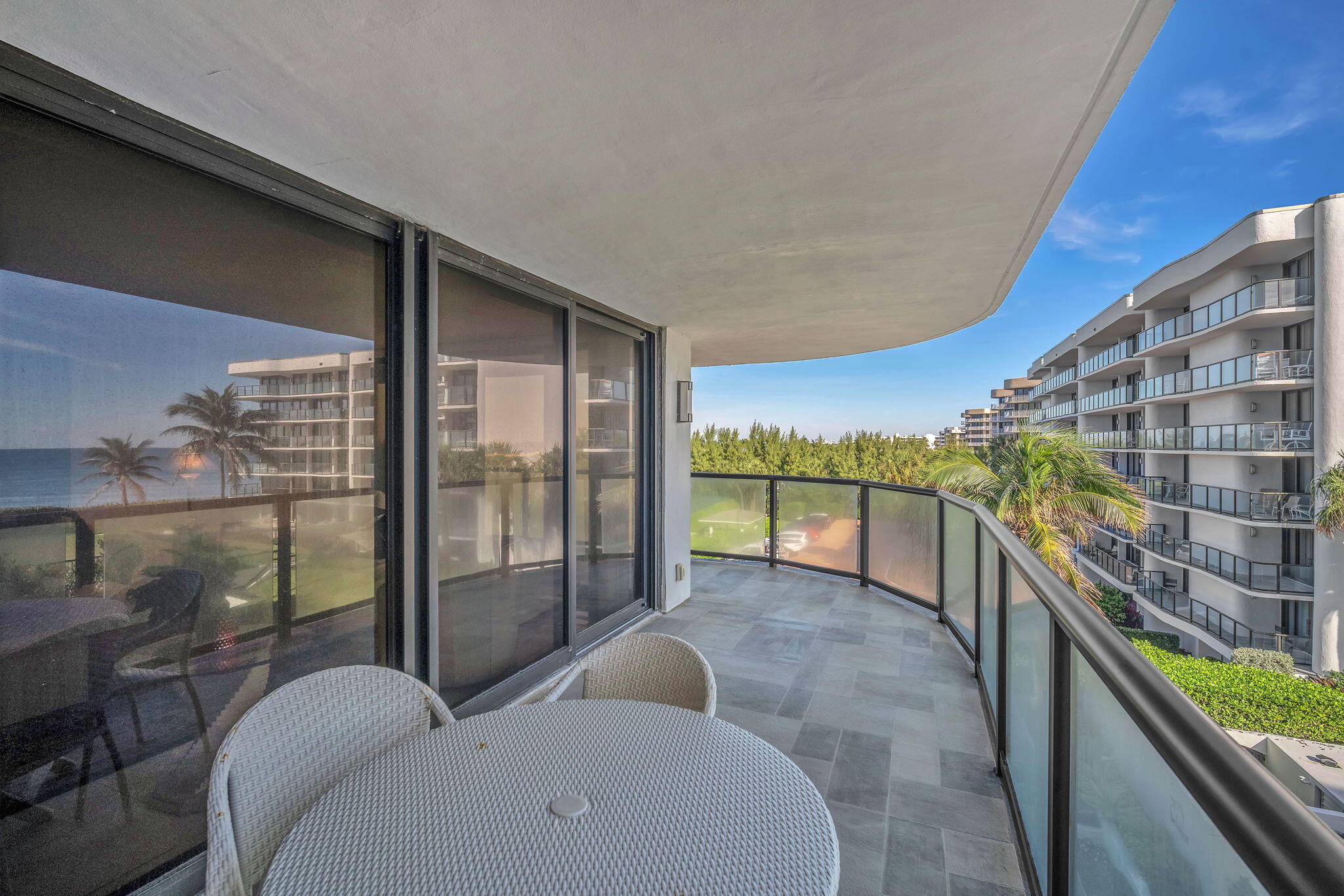 HALCYON OF PALM BEACH - Residential