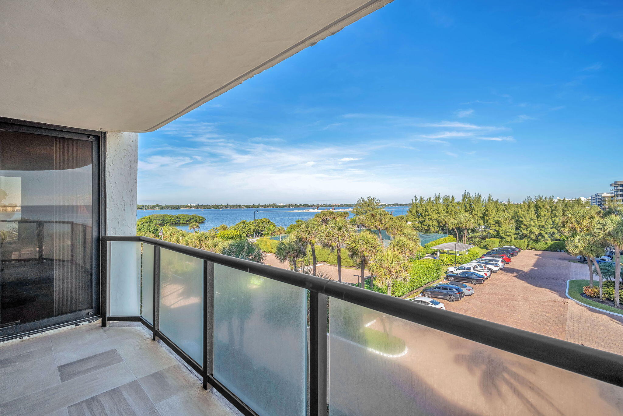 HALCYON OF PALM BEACH - Residential