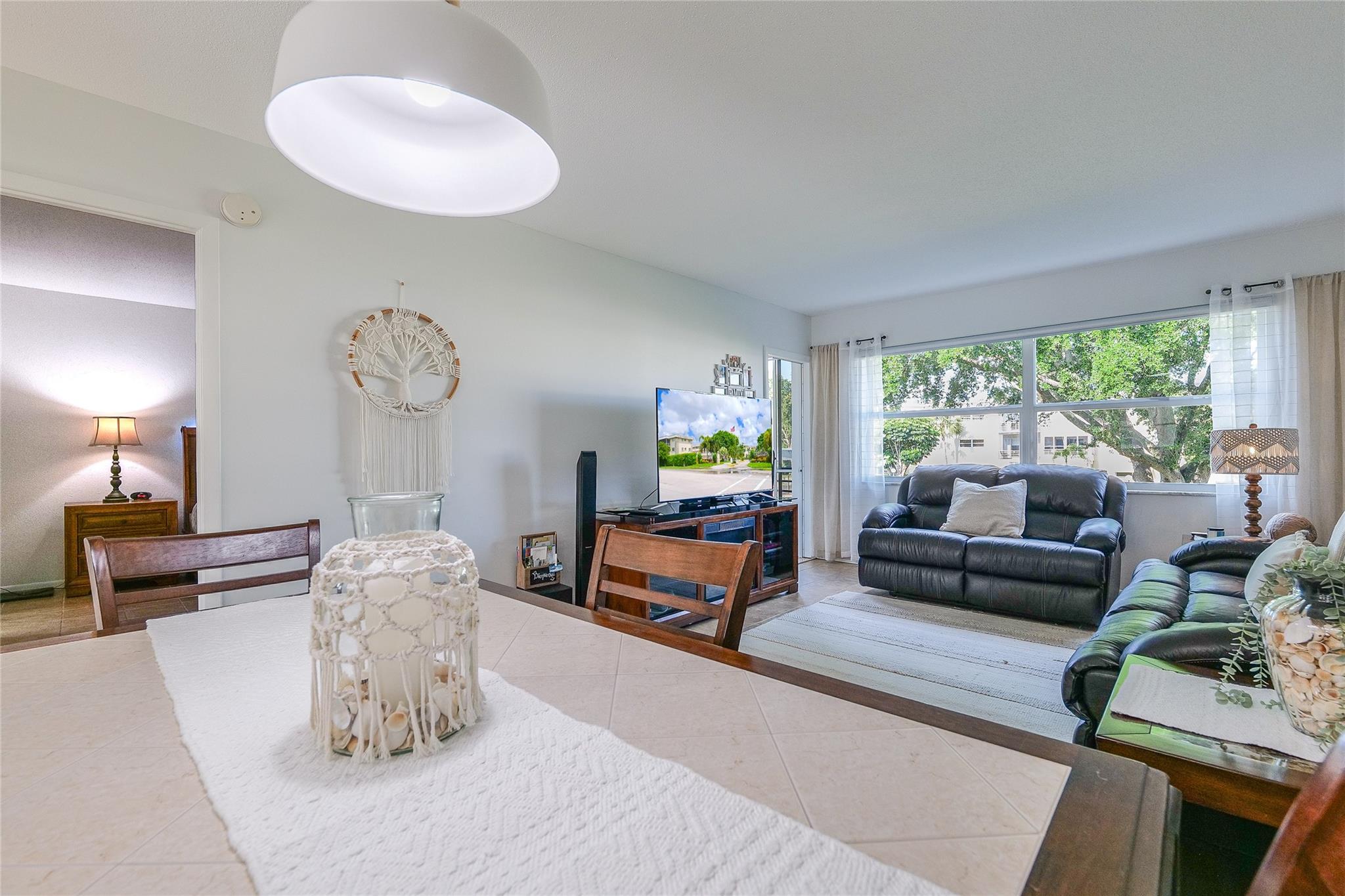 LAUDERHILL EAST - Residential