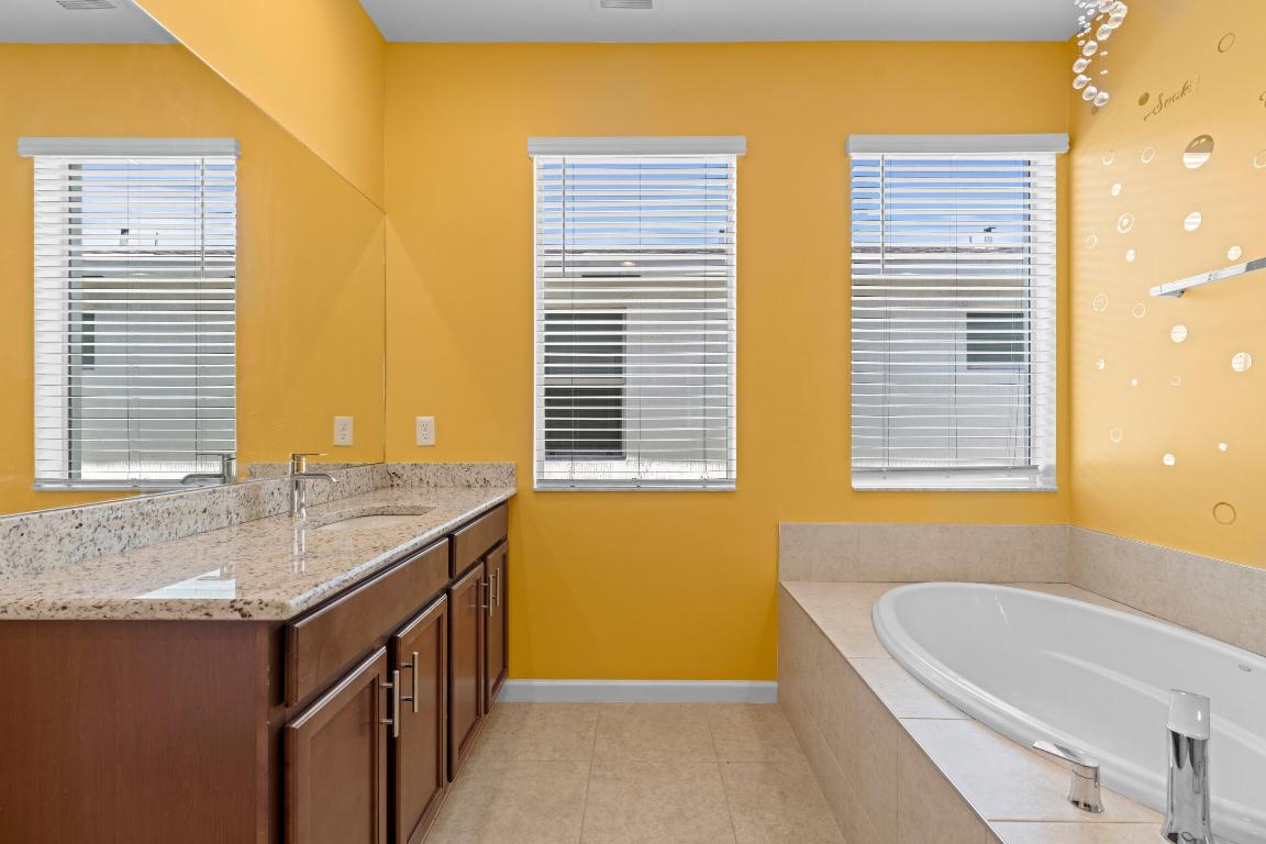 POINTE OF WOODS PUD - Residential Lease