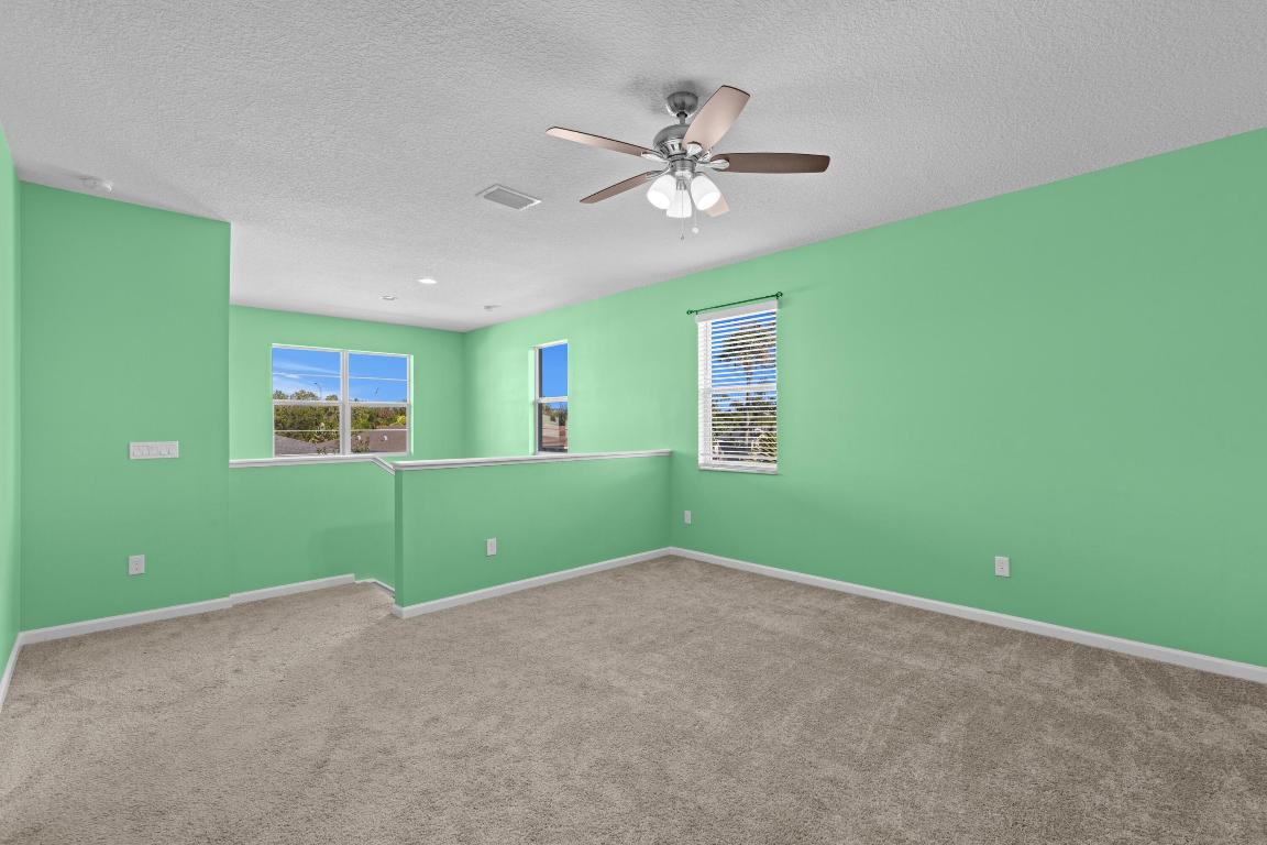 POINTE OF WOODS PUD - Residential Lease