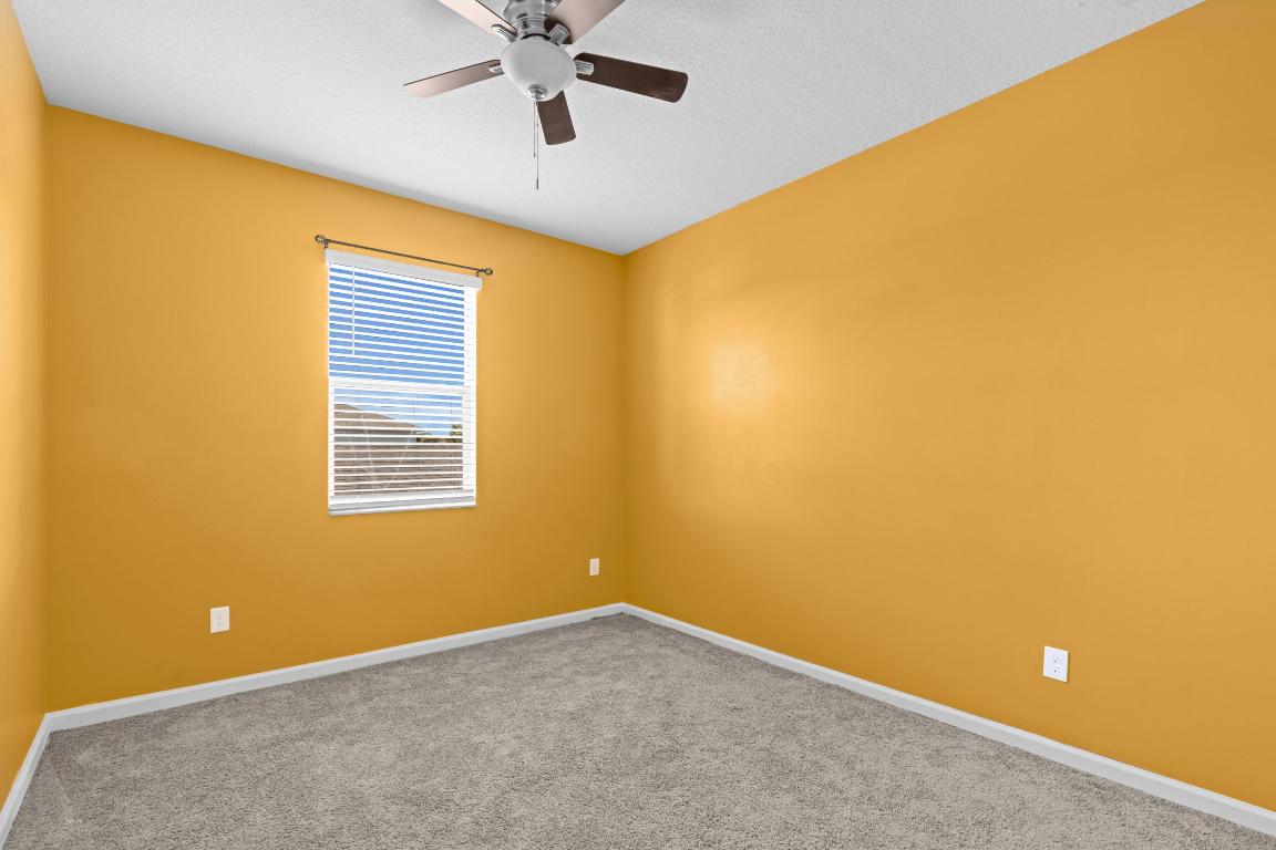 POINTE OF WOODS PUD - Residential Lease