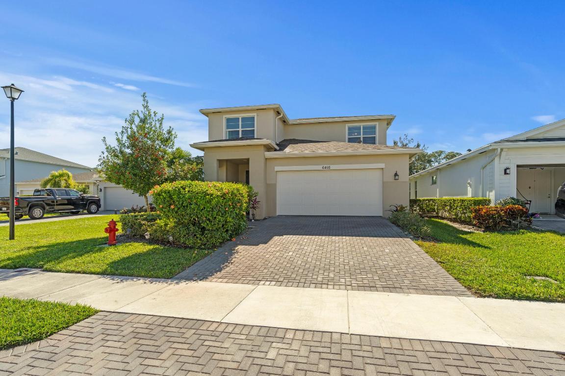 POINTE OF WOODS PUD - Residential Lease