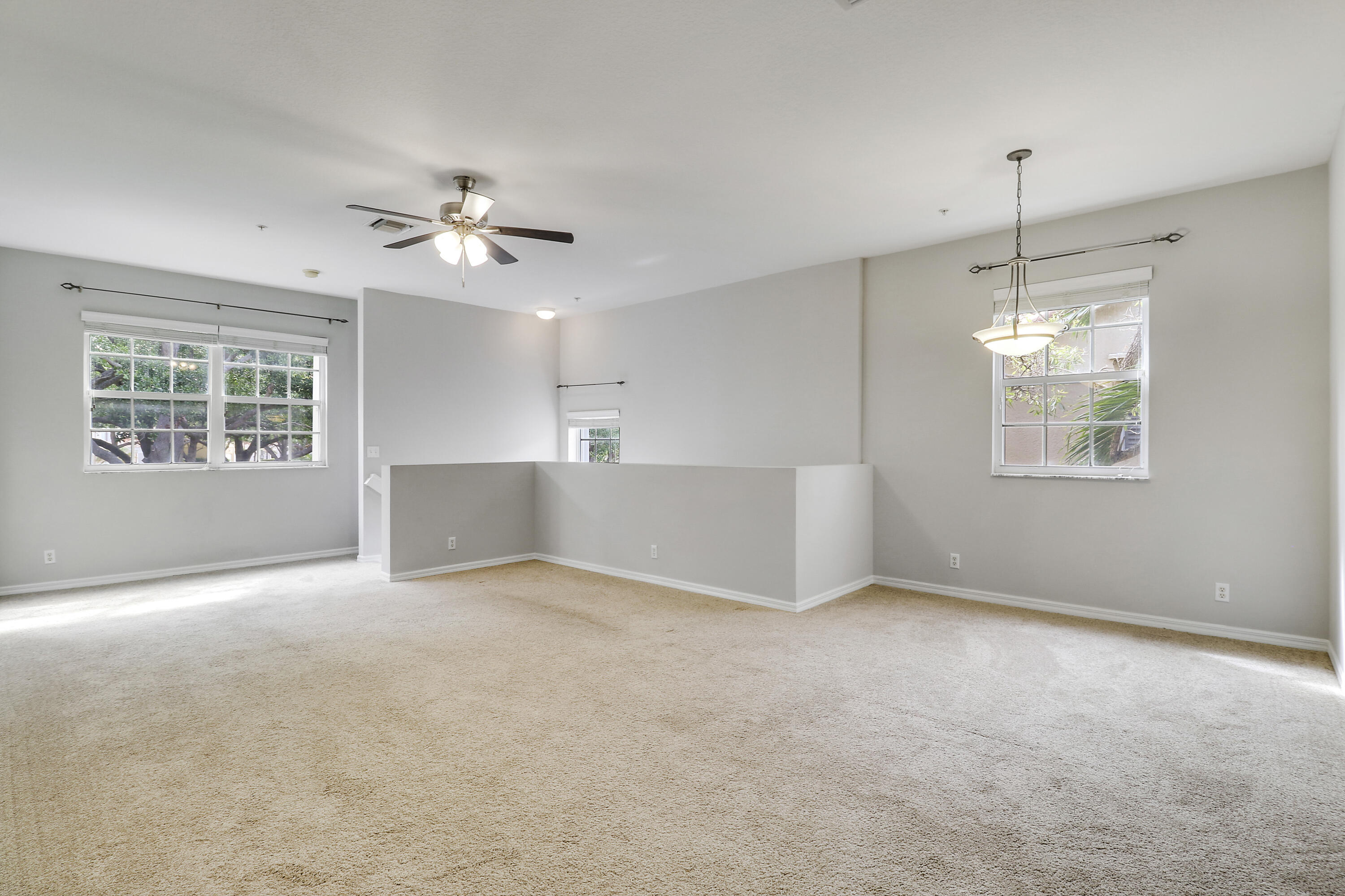 TEQUESTA TRACE CONDO - Residential
