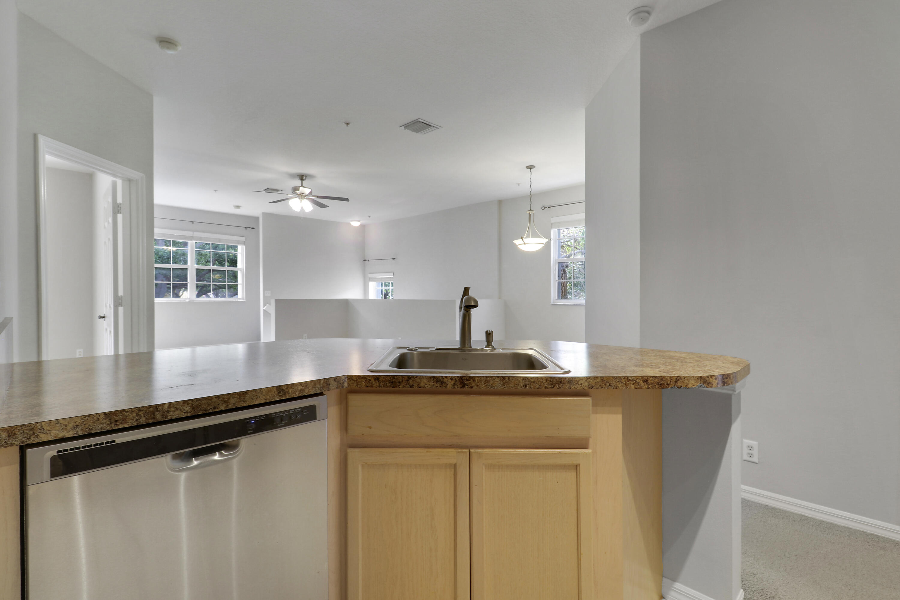 TEQUESTA TRACE CONDO - Residential