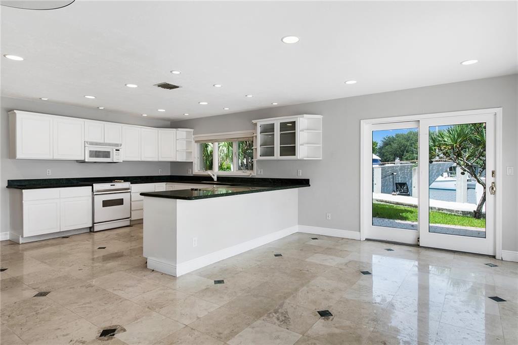 SUNRISE KEY - Residential