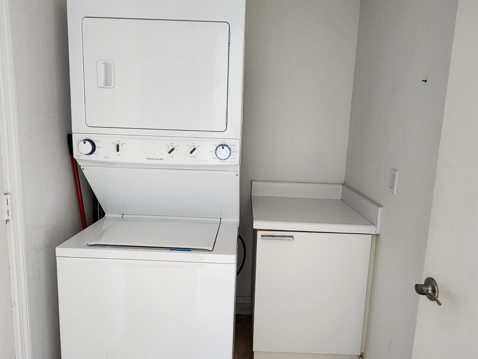 THE OAKS I CONDO - Residential