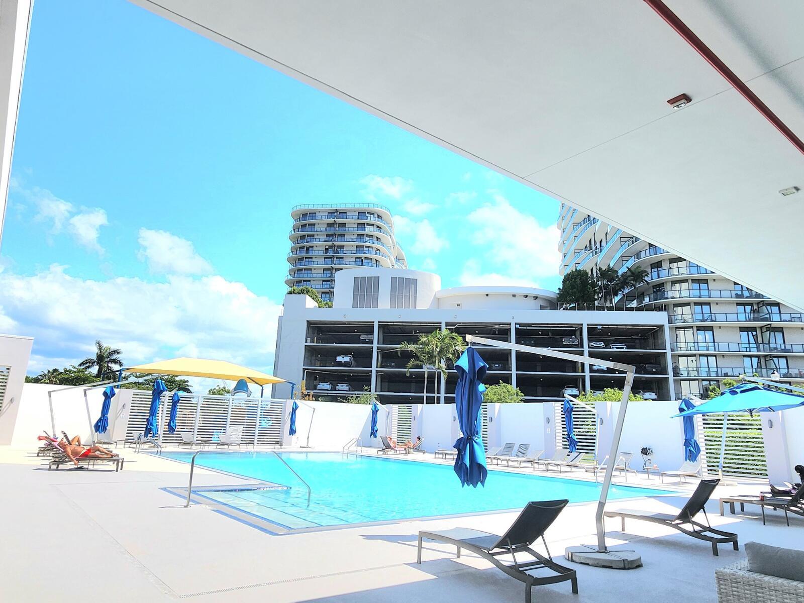 THE OAKS I CONDO - Residential