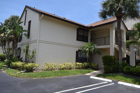 3353 Jog Park Dr Greenacres FL 33467